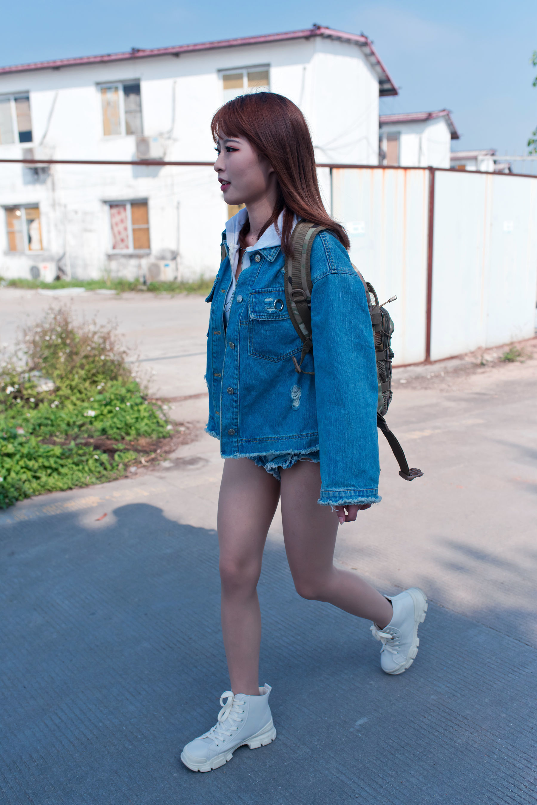 尤物清水由乃 御风街拍 轻水海鸥岛RS牛仔街拍 [100P]