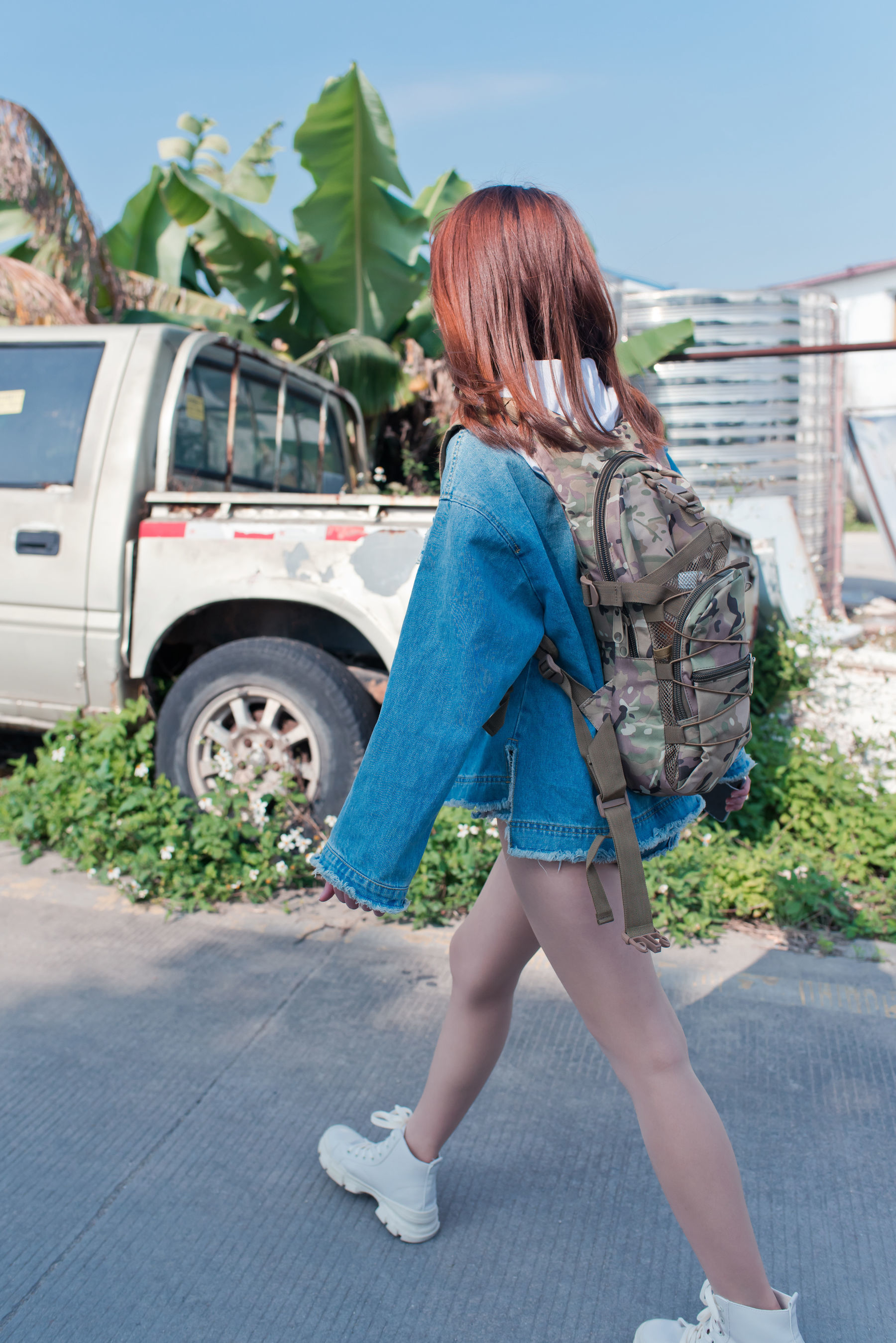 尤物清水由乃 御风街拍 轻水海鸥岛RS牛仔街拍 [100P]