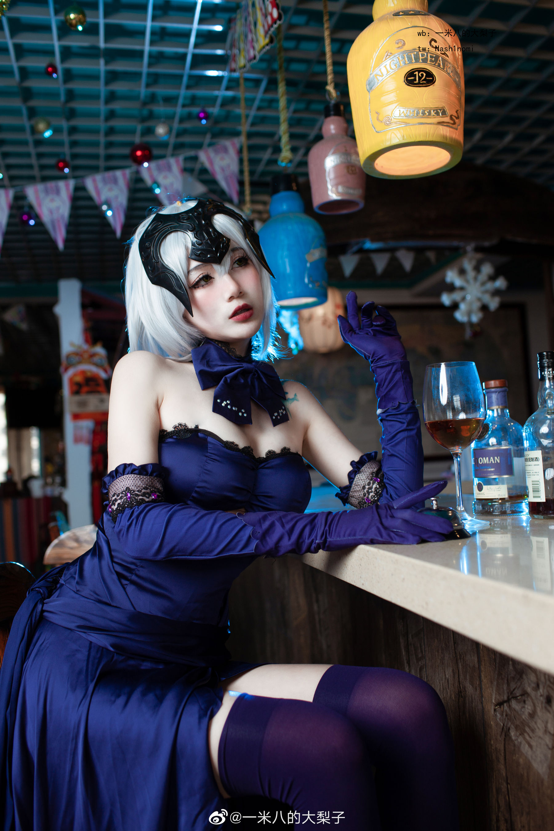 一米八的大梨子 – 黑贞晚餐 [9P]