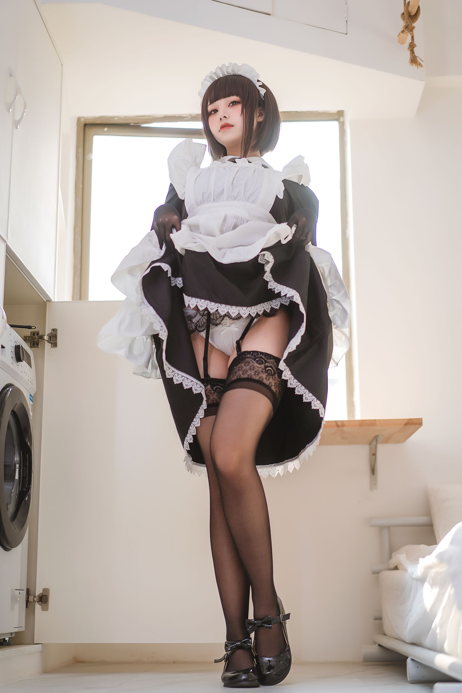 萌系小姐姐蜜汁猫裘 – 民宿 女仆 [50P]