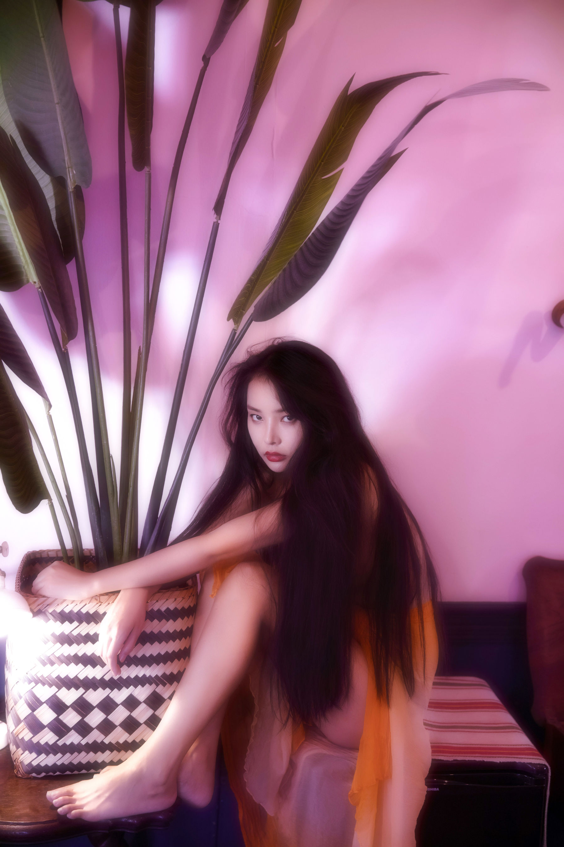 [Cosplay写真] 苏嫣嫣阿姨 – 泰国旅游纱巾 [12P]