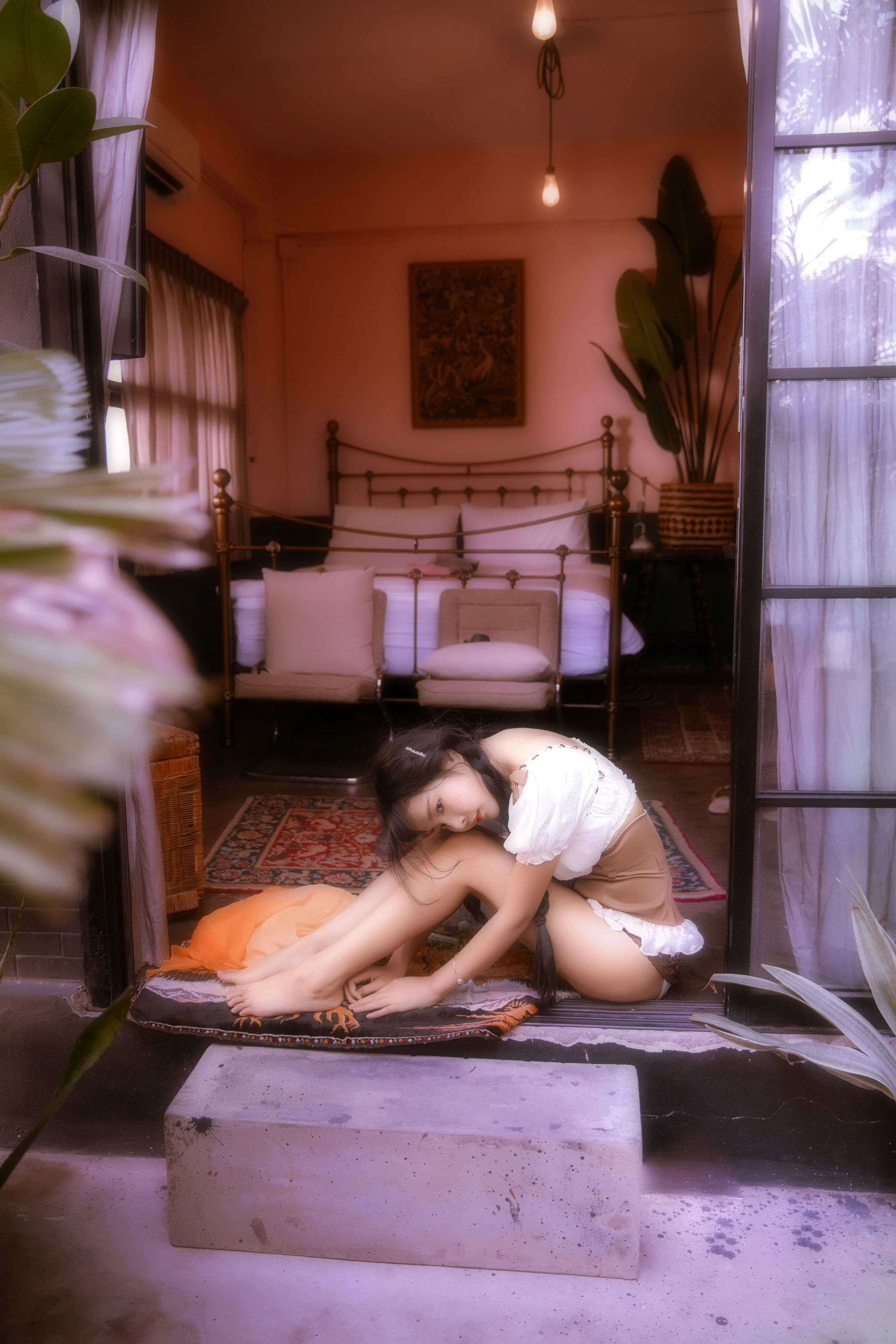 [Cosplay写真] 苏嫣嫣阿姨 – 泰国旅游纱巾 [12P]