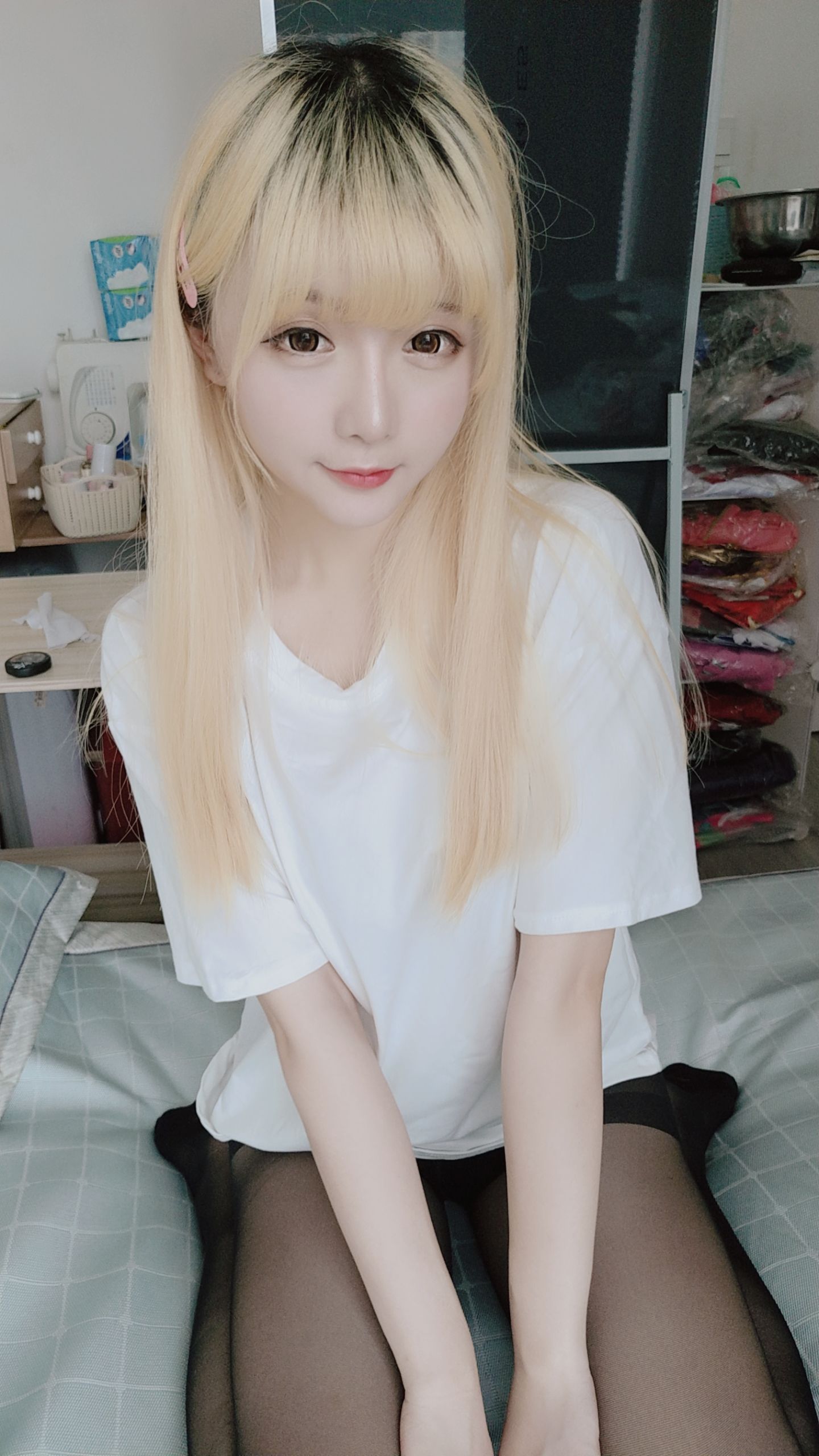 Coser小姐姐星之迟迟 白T恤 [62P]