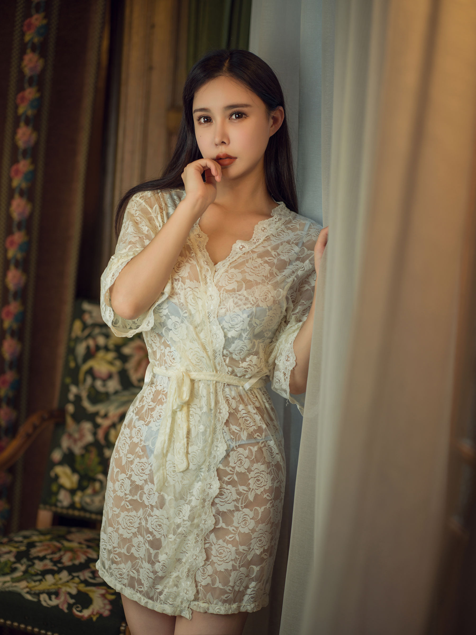 亚马逊鲶鱼 – 独居太太 [95P]