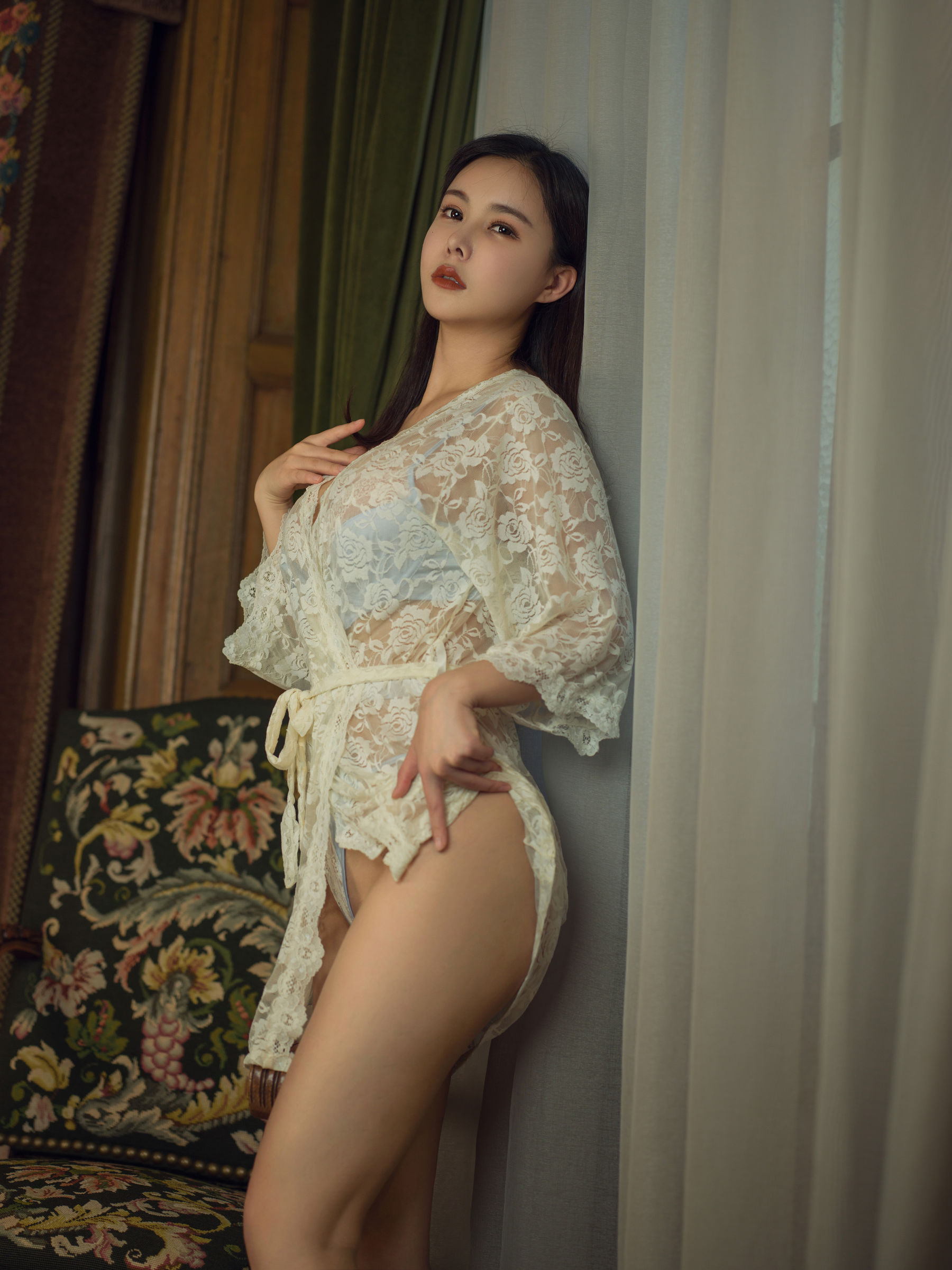 亚马逊鲶鱼 – 独居太太 [95P]