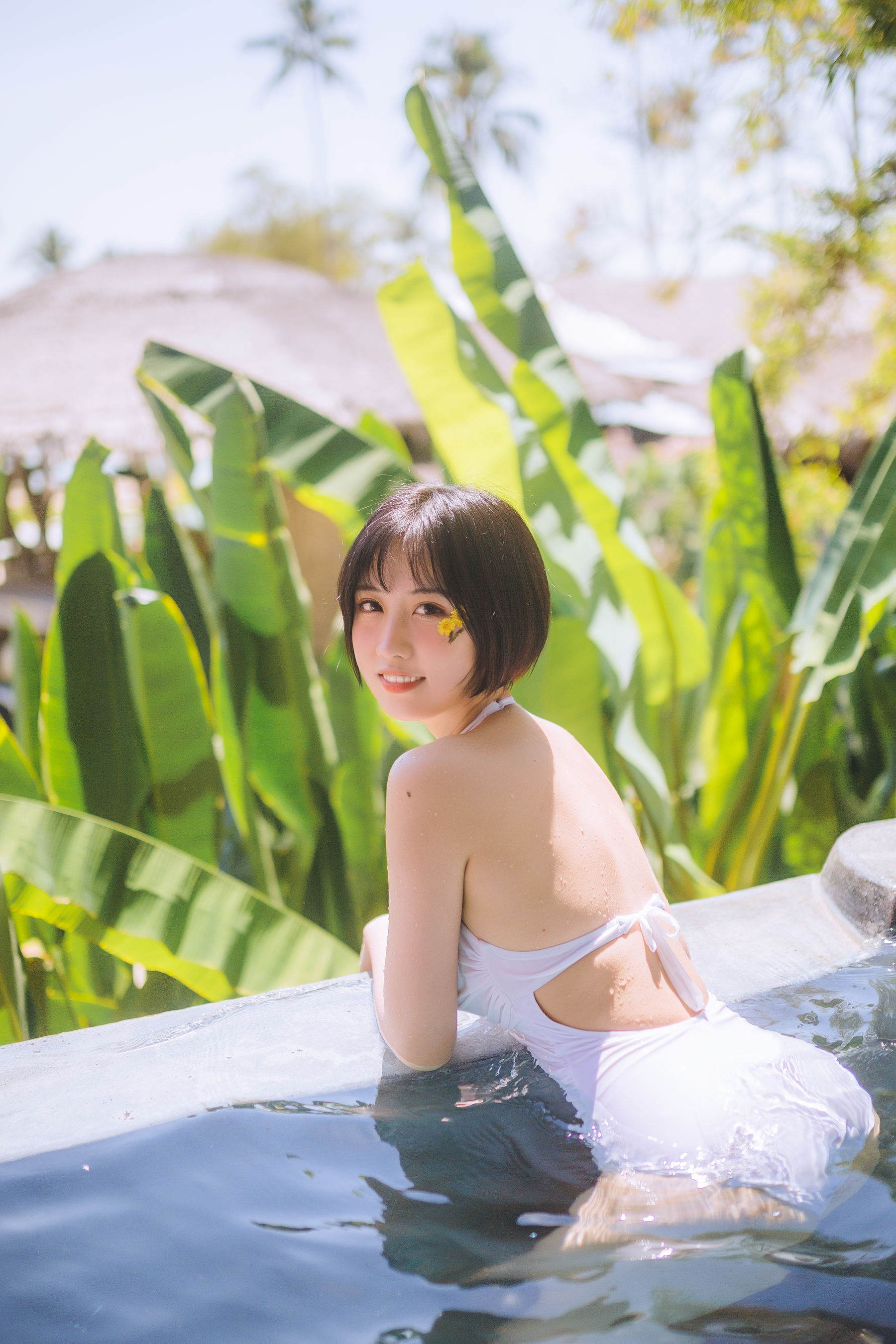 次元少女念雪ww – 白色泳衣 [30P]