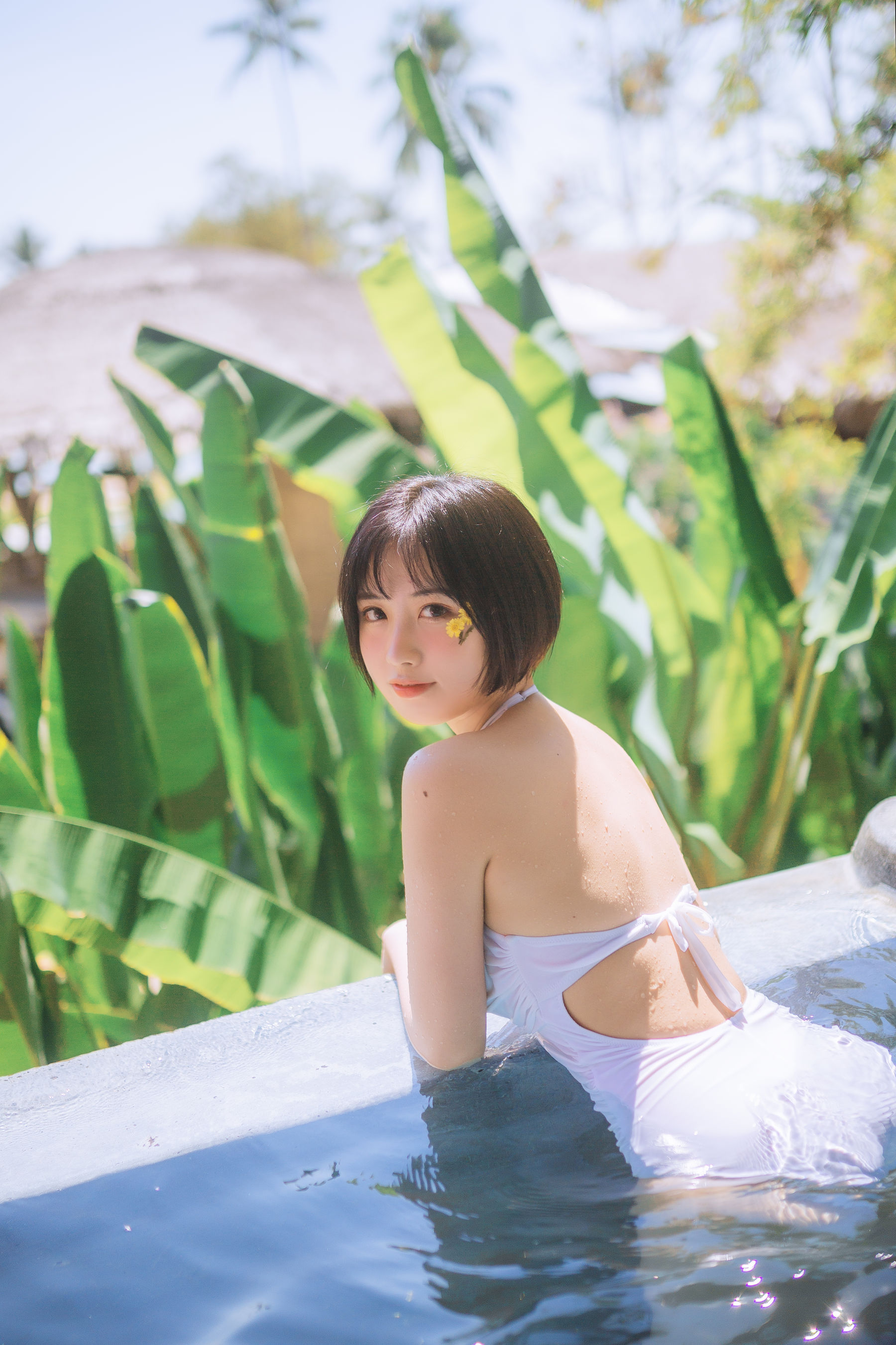 次元少女念雪ww – 白色泳衣 [30P]