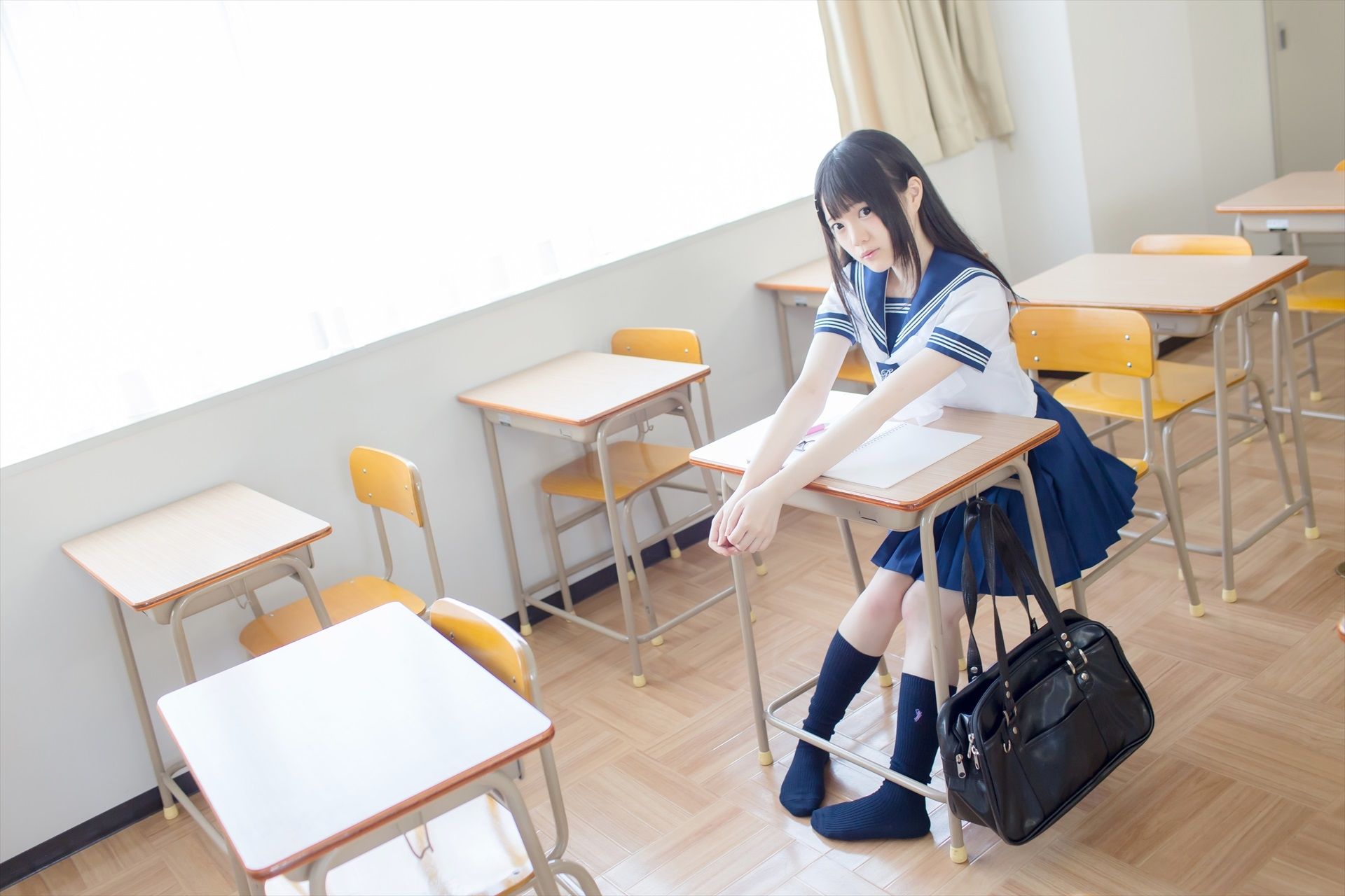 [まきろん。]君夏 – 君と僕の夏休み 紺スク [80P]