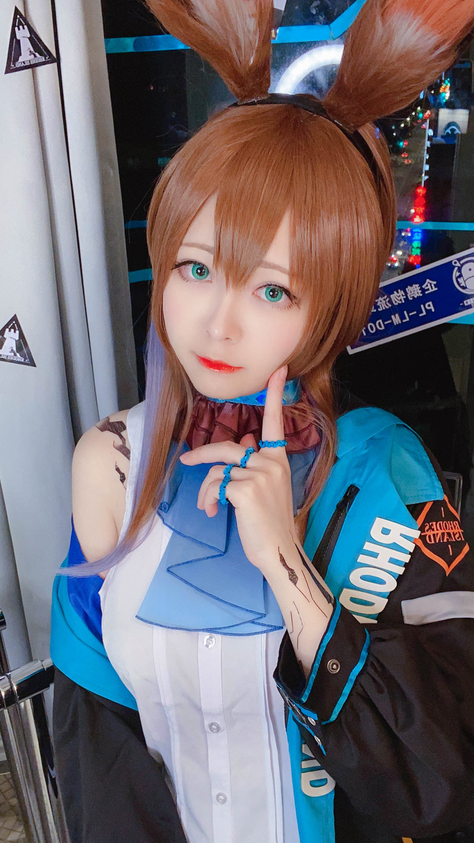 COS妹子Arty亞緹 – 自拍 [17P]