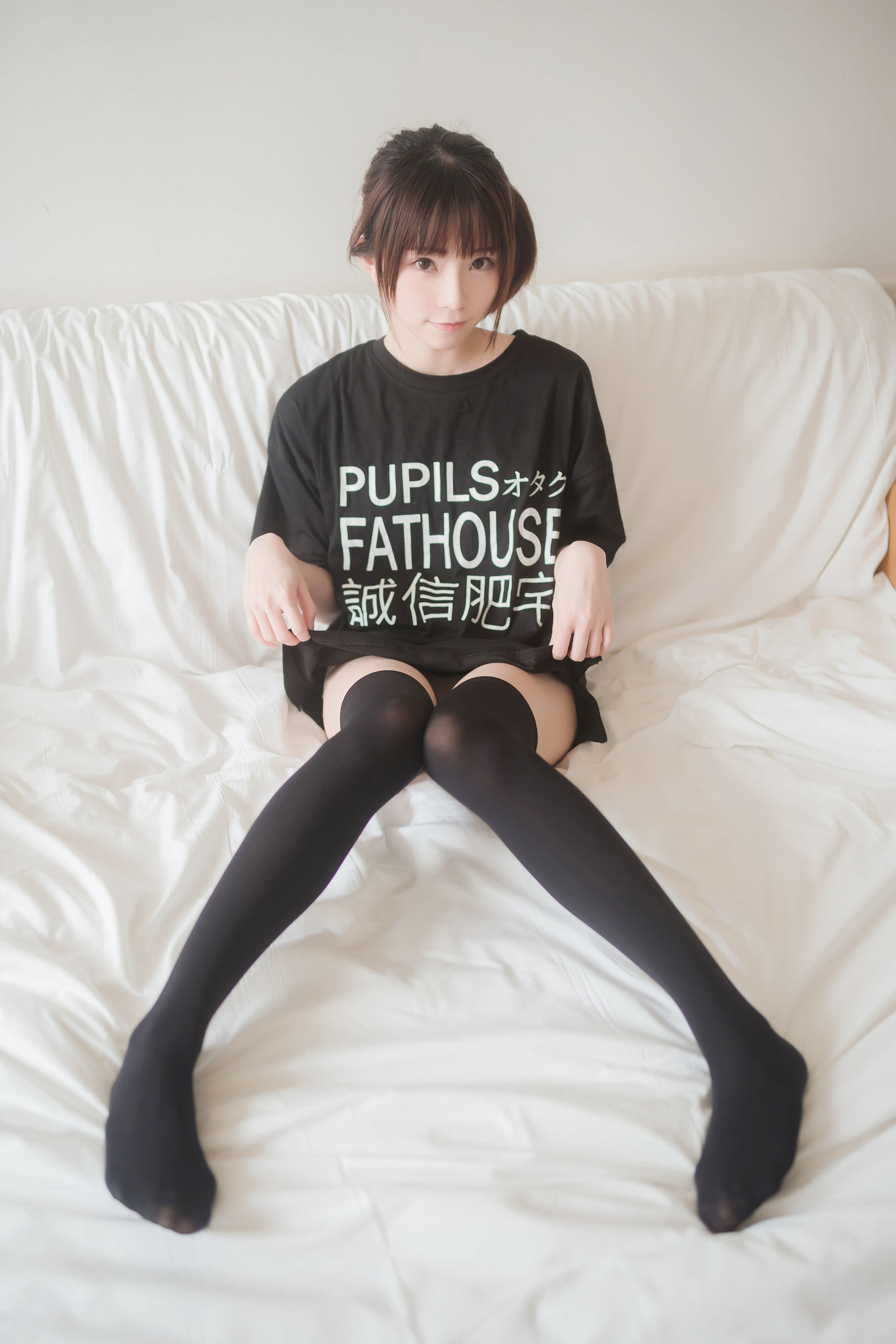 动漫博主Kitaro_绮太郎 – 半袖双马尾 [42P]