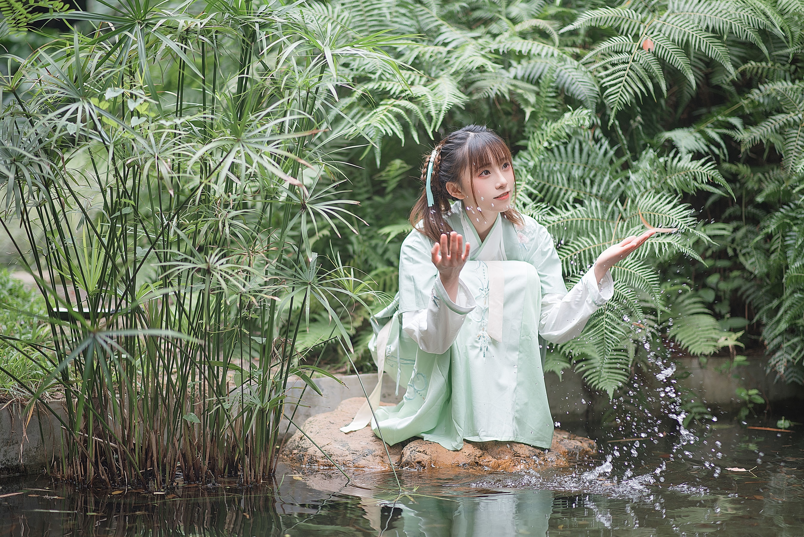 动漫博主Kitaro_绮太郎 娉娉袅袅十三余，豆蔻年华二月初 [19P]