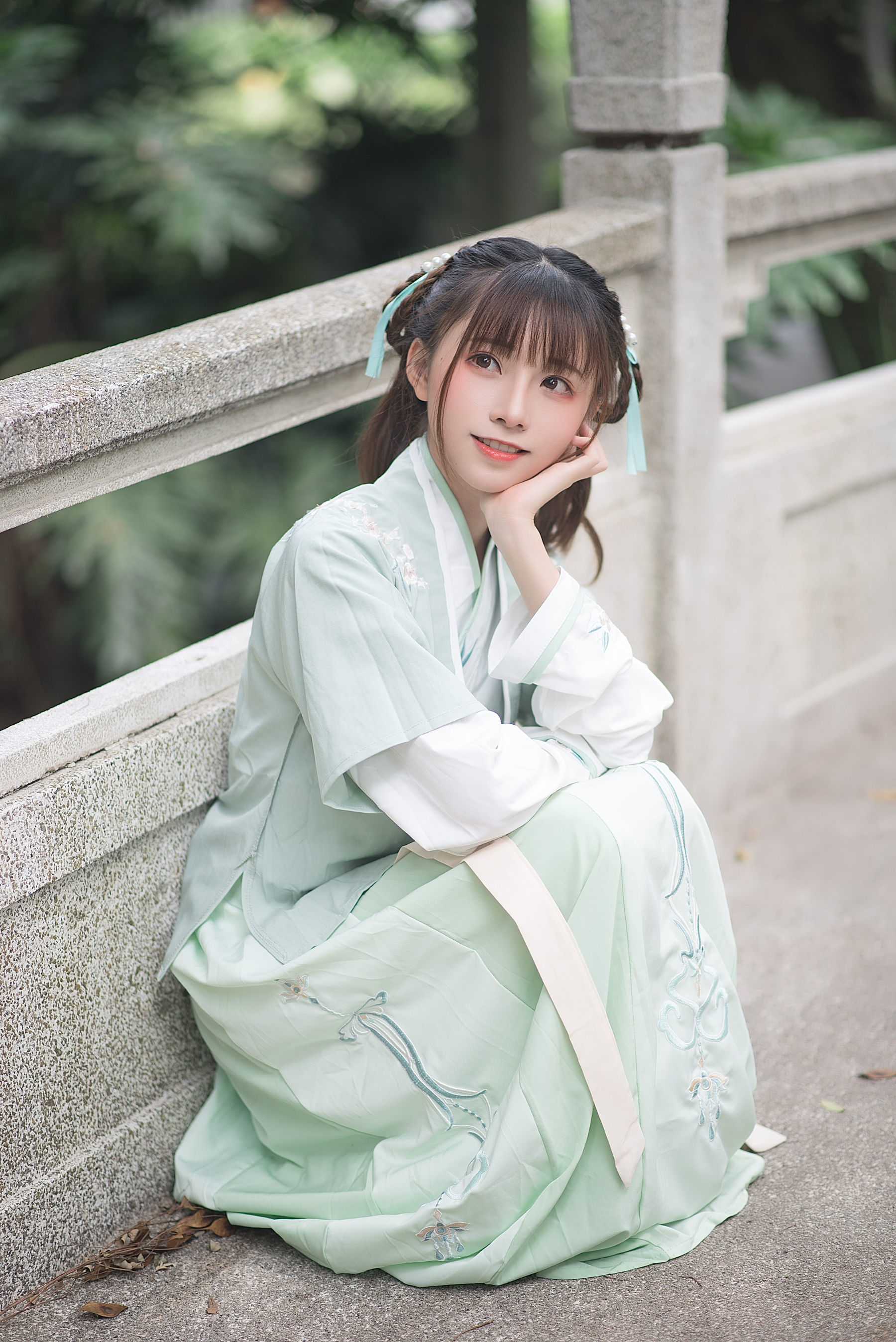 动漫博主Kitaro_绮太郎 娉娉袅袅十三余，豆蔻年华二月初 [19P]