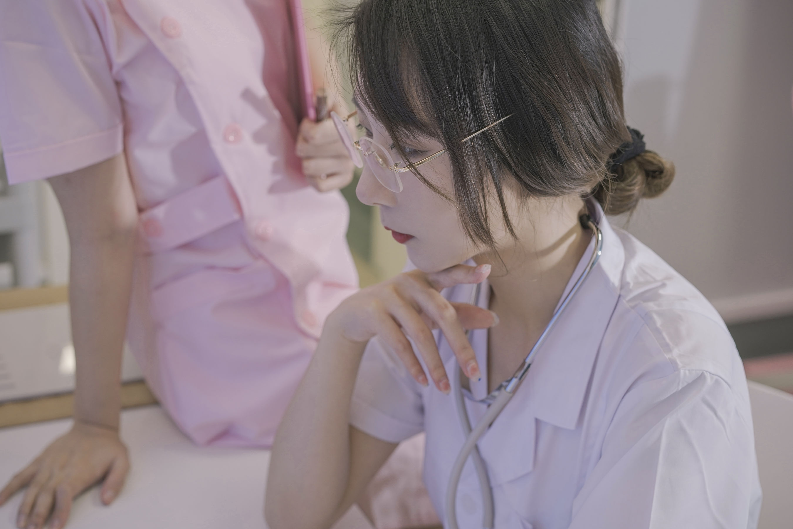 云溪溪&#038;奶桃桃 N47医护 [80P]