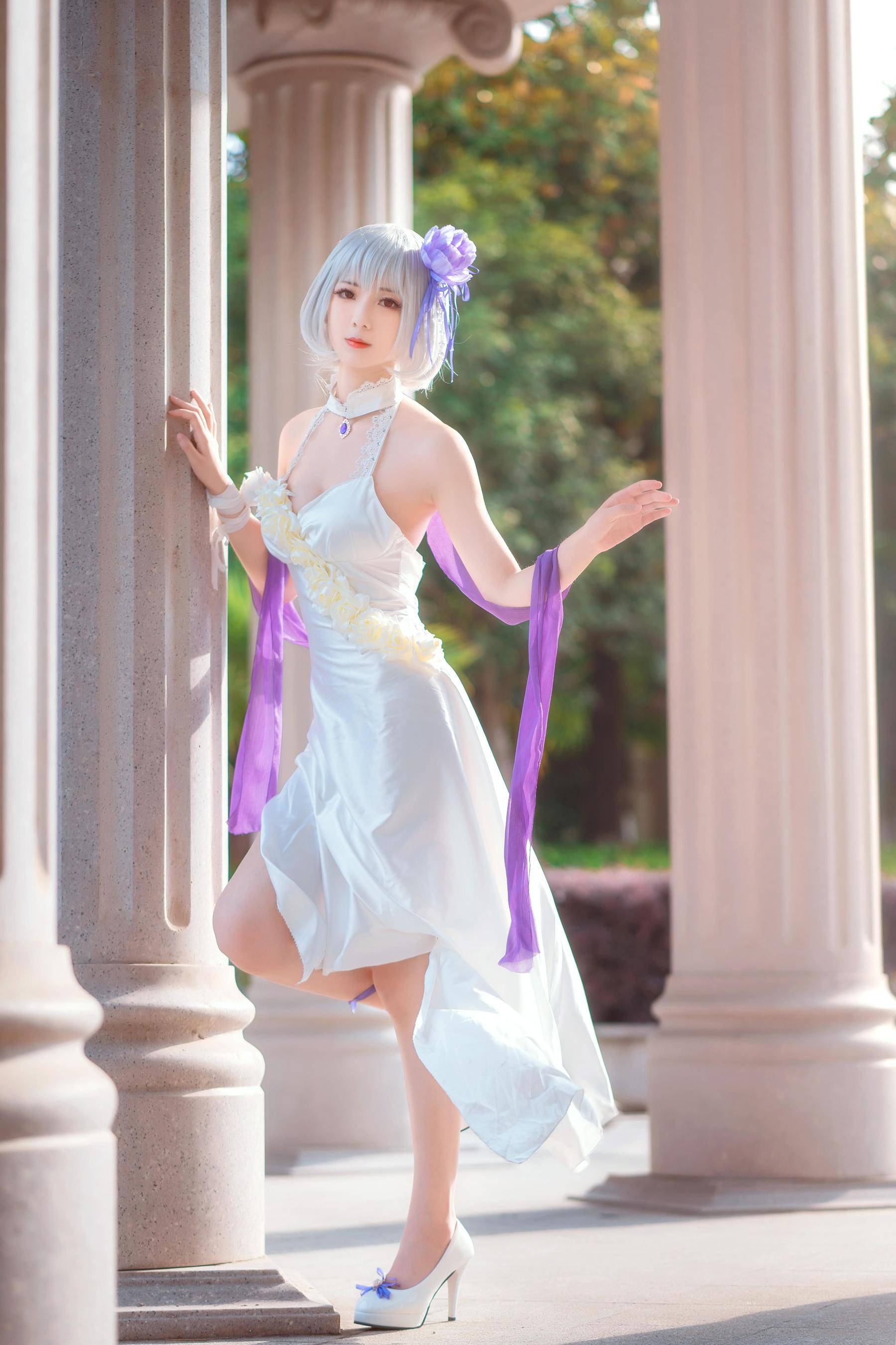 [Cosplay写真] 小姐姐弥音音ww – 天狼星 纯白蔷薇 [8P]