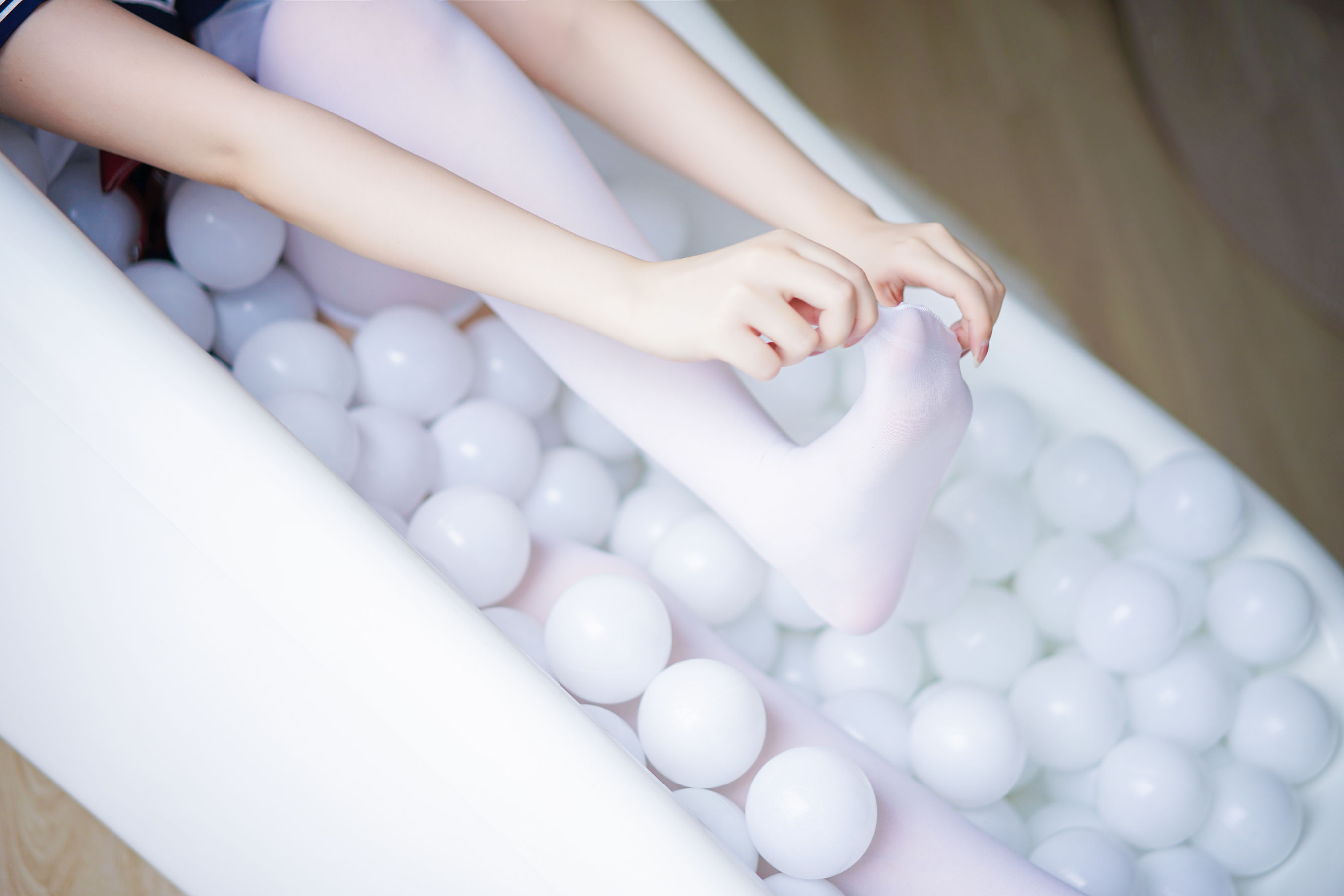 Cosplay日奈娇 – 制服死库水 [40P]