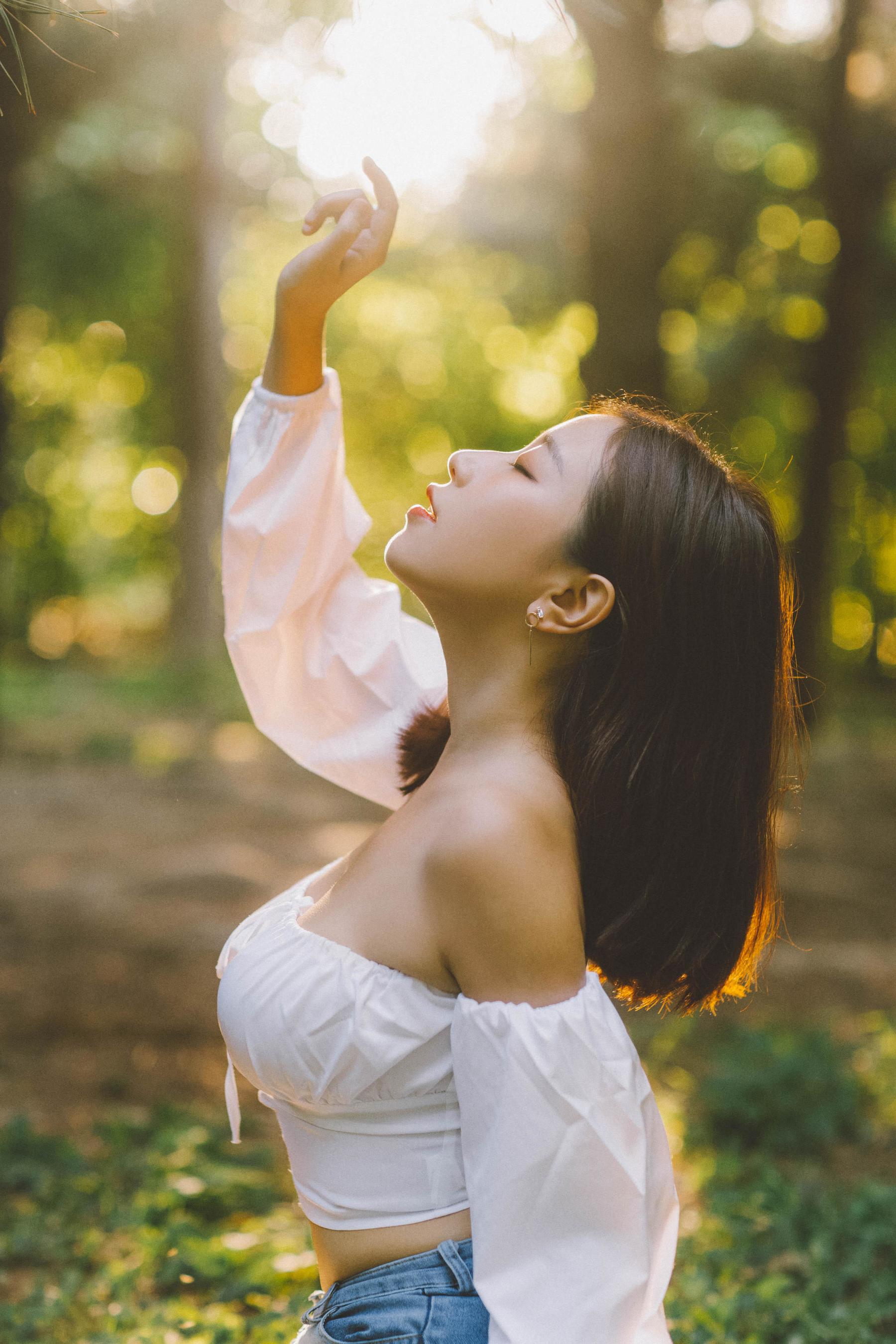 动漫博主穆零Mu0 – 森林 [12P]