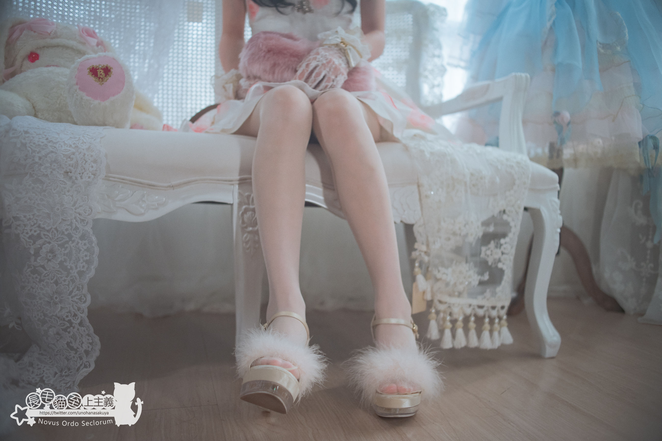 福利姬木花琳琳是勇者 – 夜店小公举 EP.09 [81P]