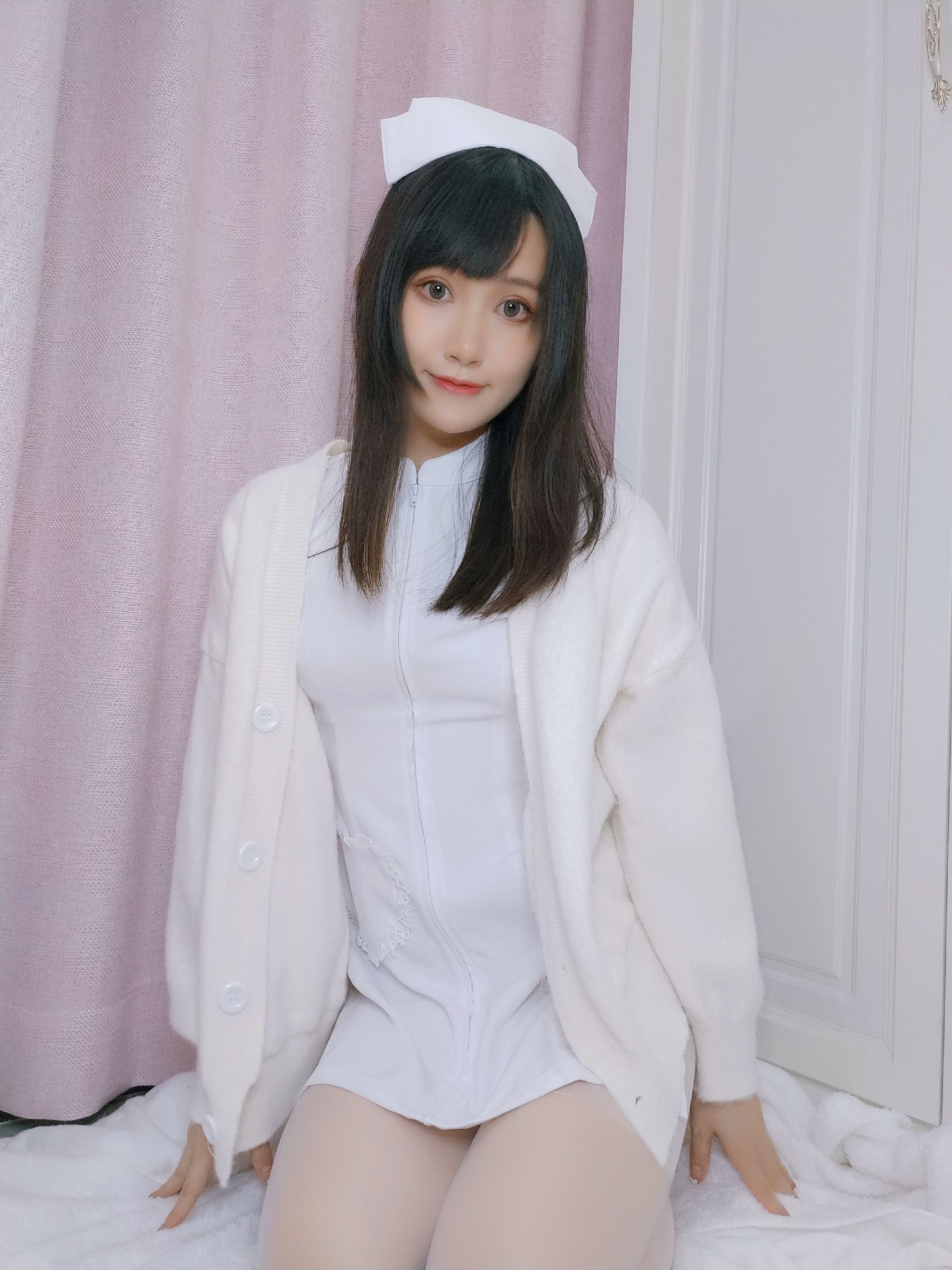 木之本果 – 看护妇 [12P]