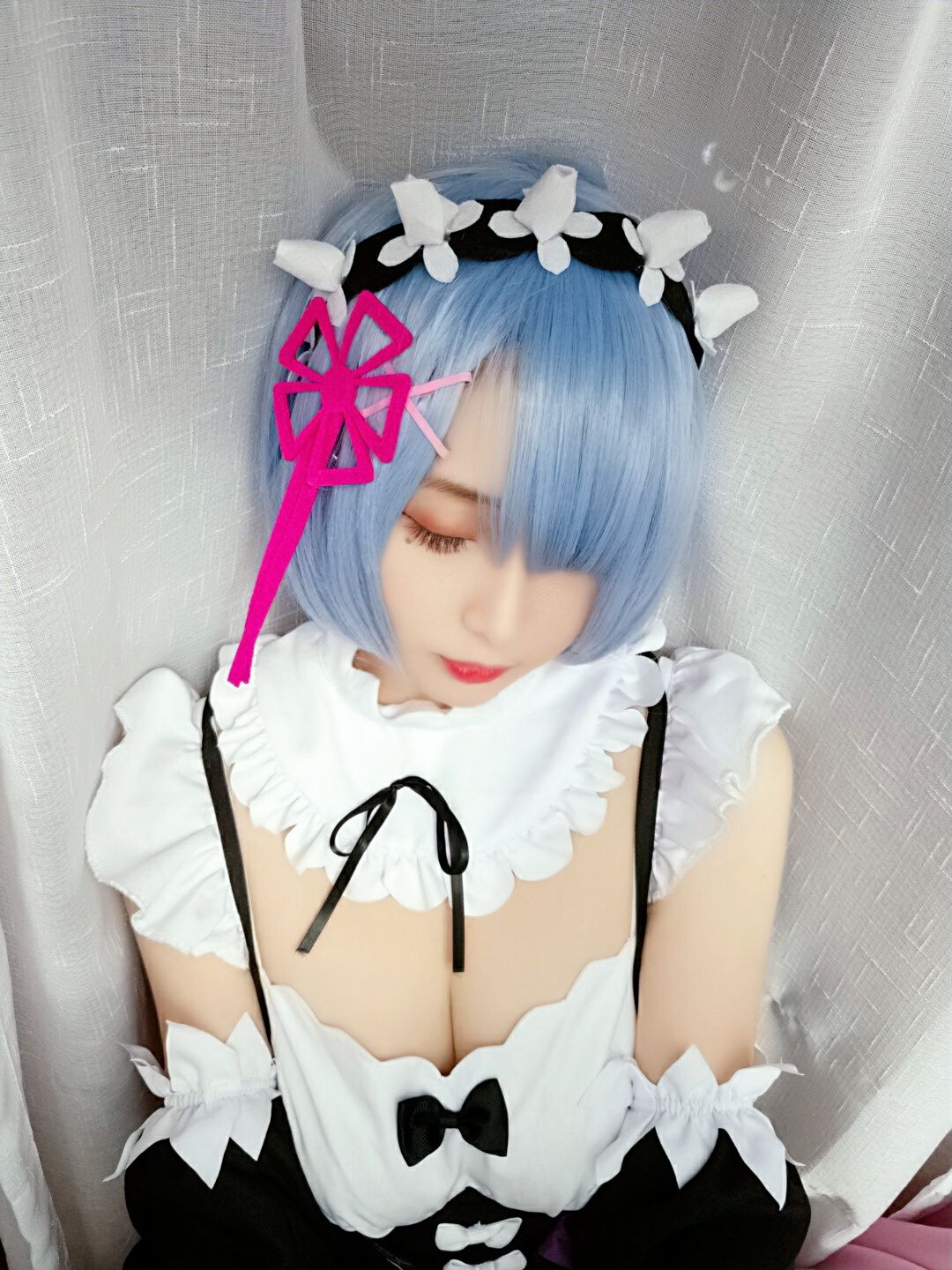 二次元美女古川kagura 蕾姆女仆 [33P]