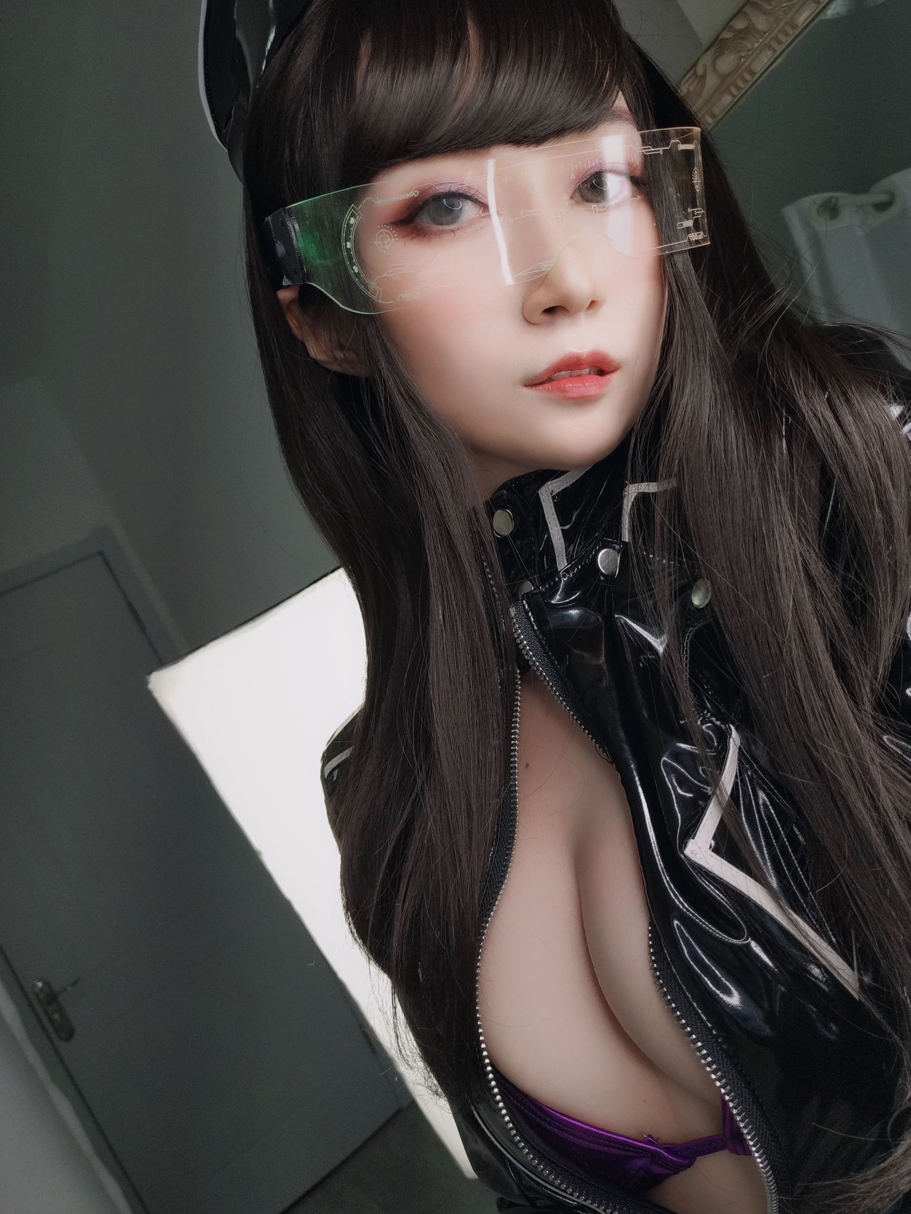 Coser小姐姐白银 – 通讯官 [74P]