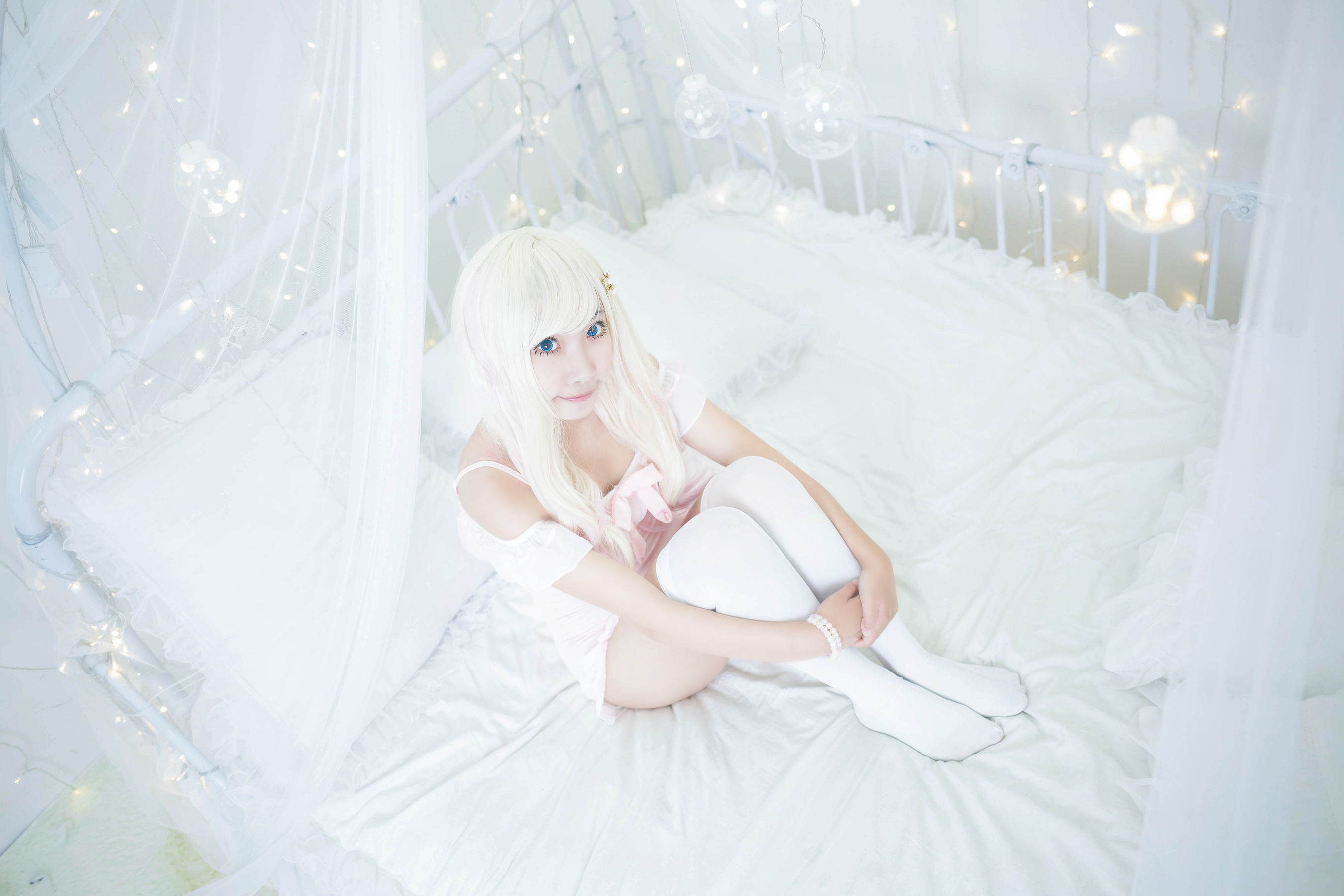 萝莉蜜嘟喵 粉色泳衣 [31P]