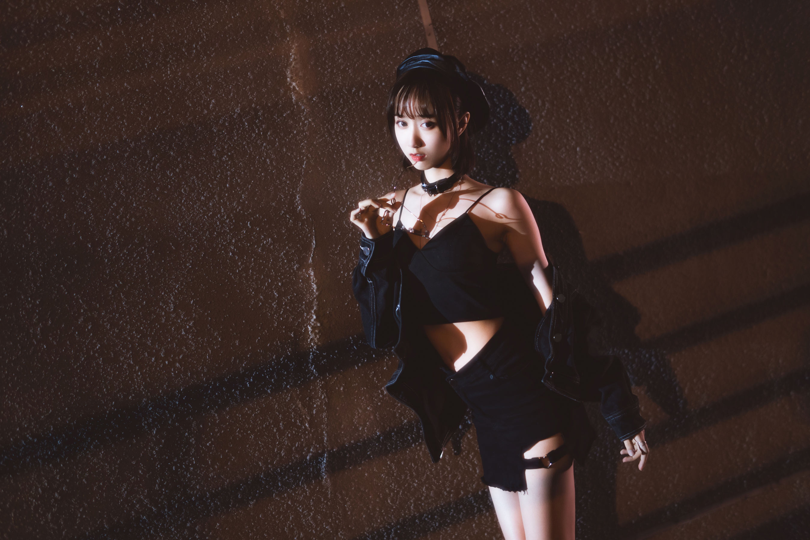 [Cosplay写真] 萌系小姐姐木绵绵OwO – 室外短裙 [58P]