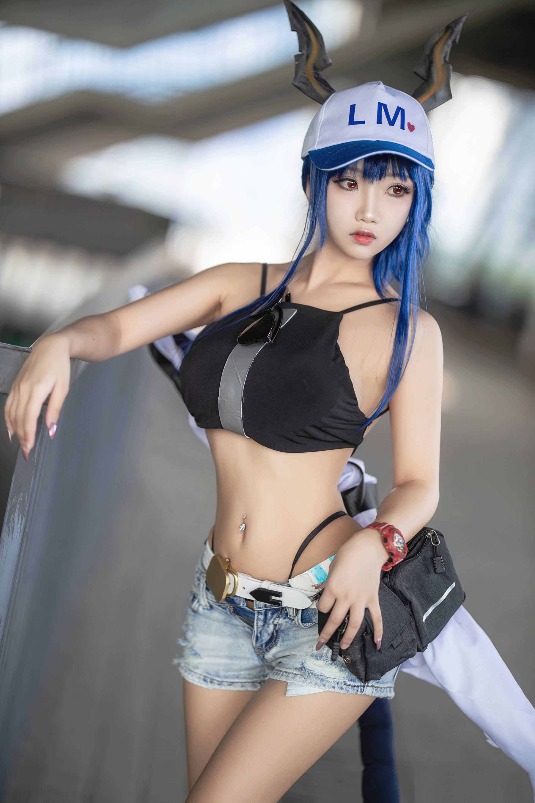 白嫩美少女鬼畜瑶 女游客c [13P]