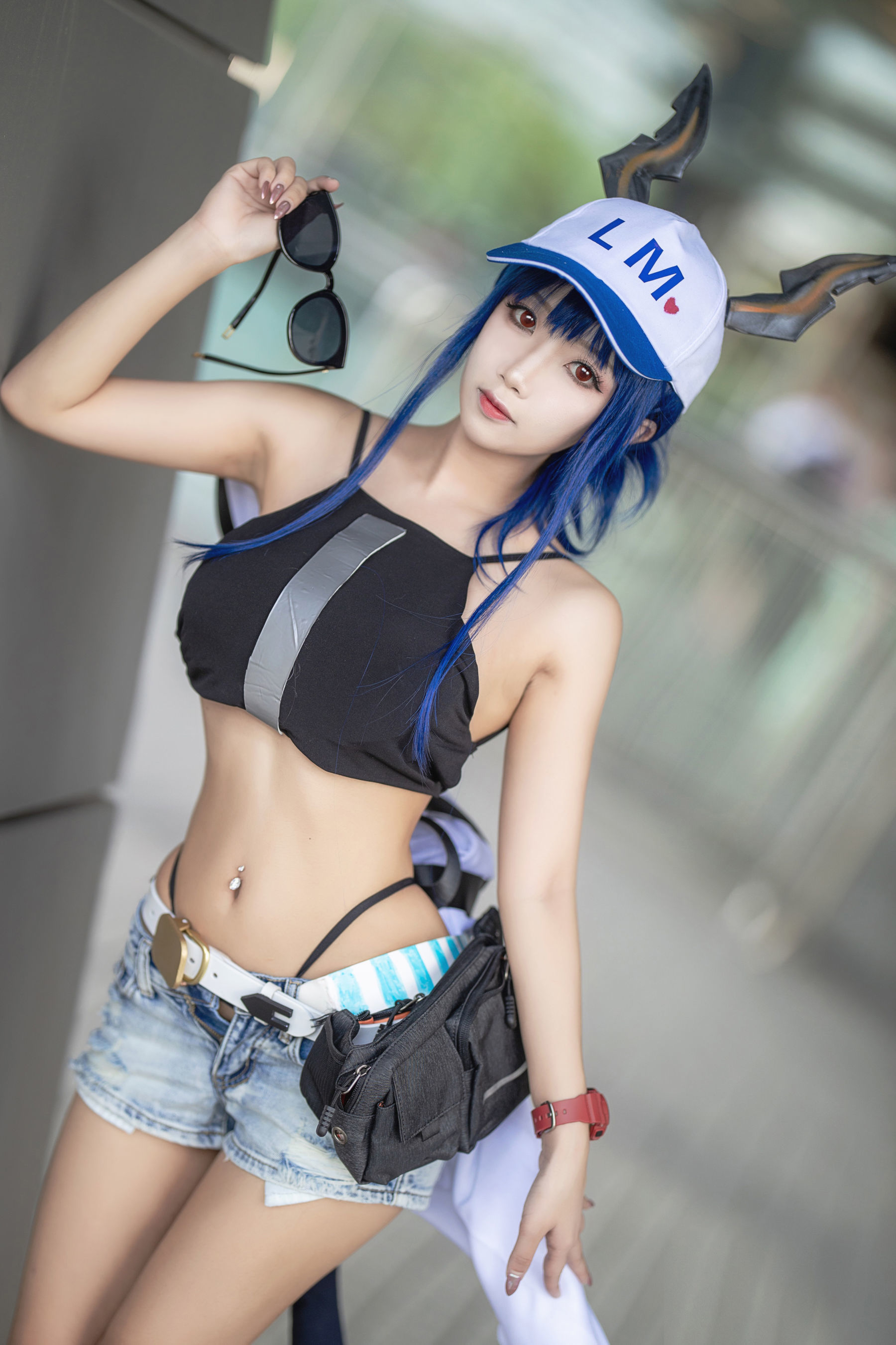 白嫩美少女鬼畜瑶 女游客c [13P]