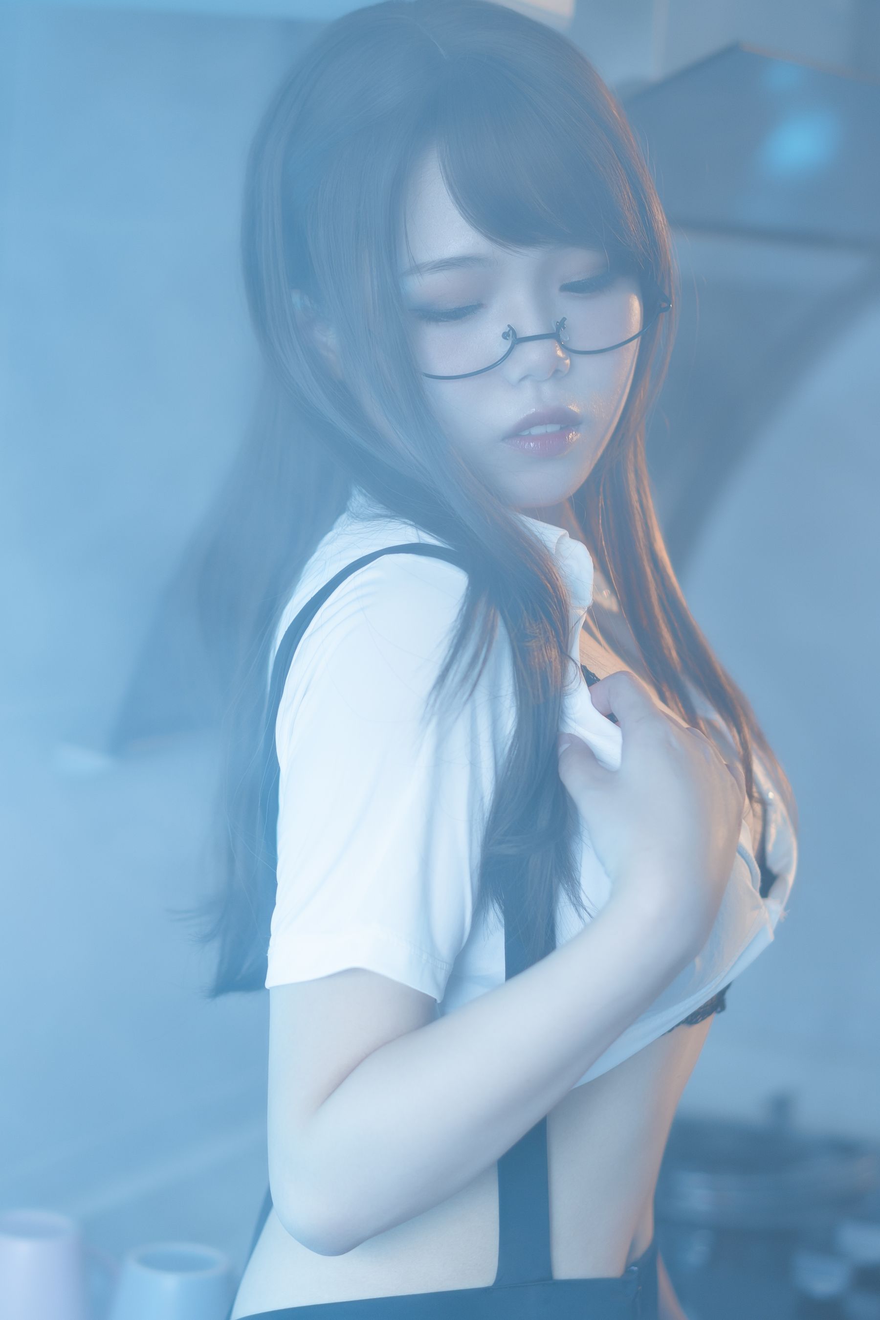 七月喵子 – 眼镜娘1号 [21P]