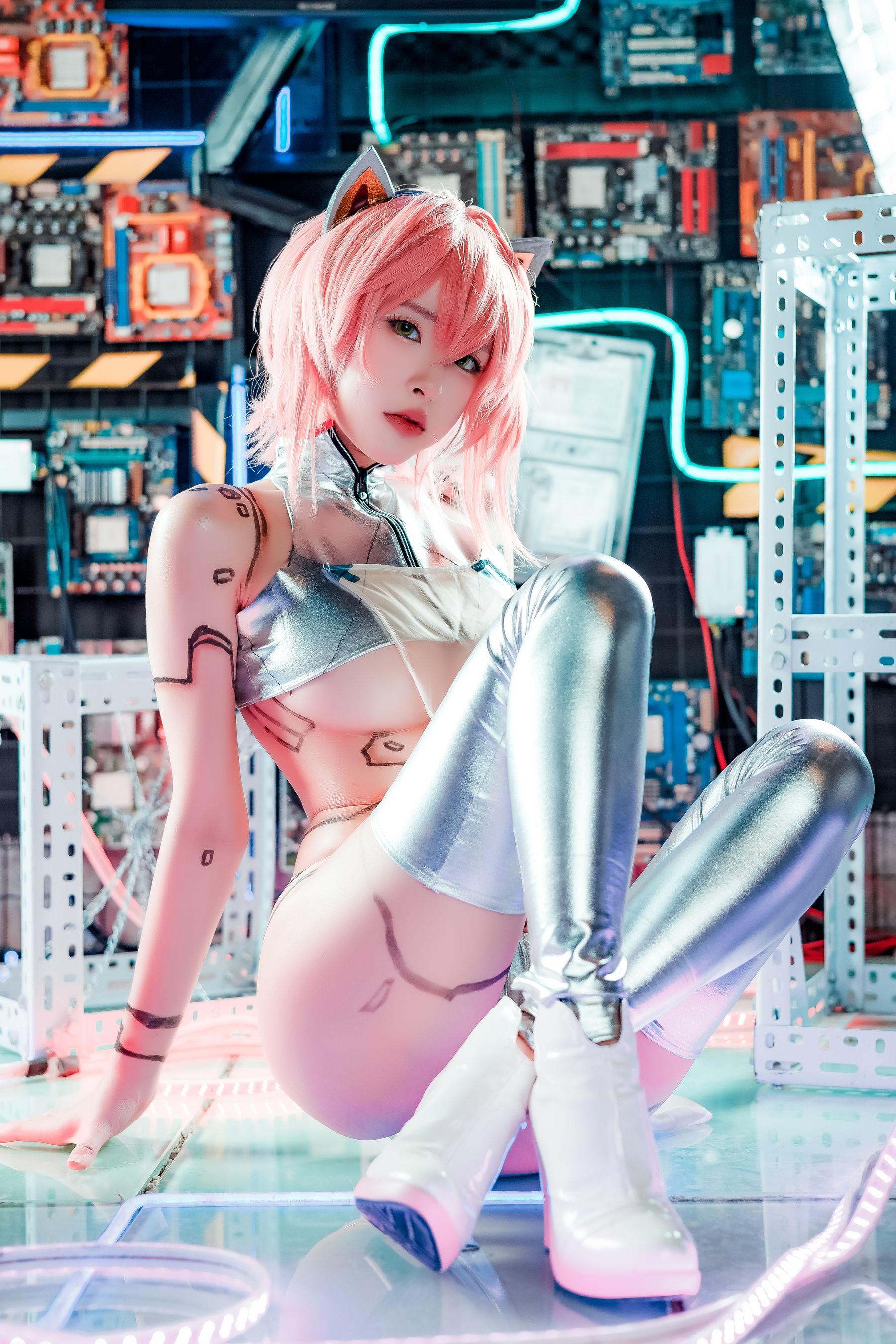 尤物清水由乃 – 泰丝机娘 [32P]