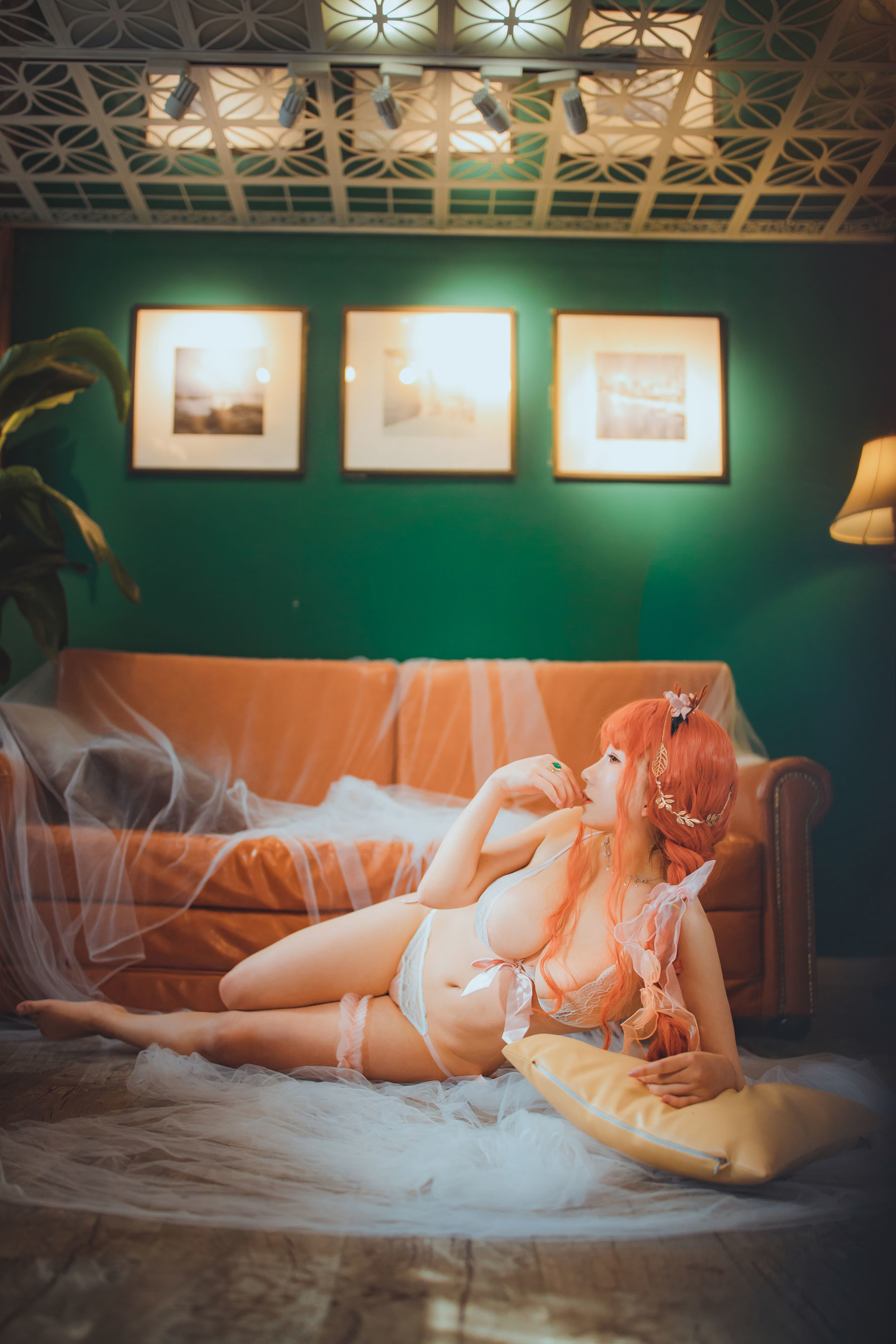 动漫博主从从从从鸾 法式内衣 [33P]