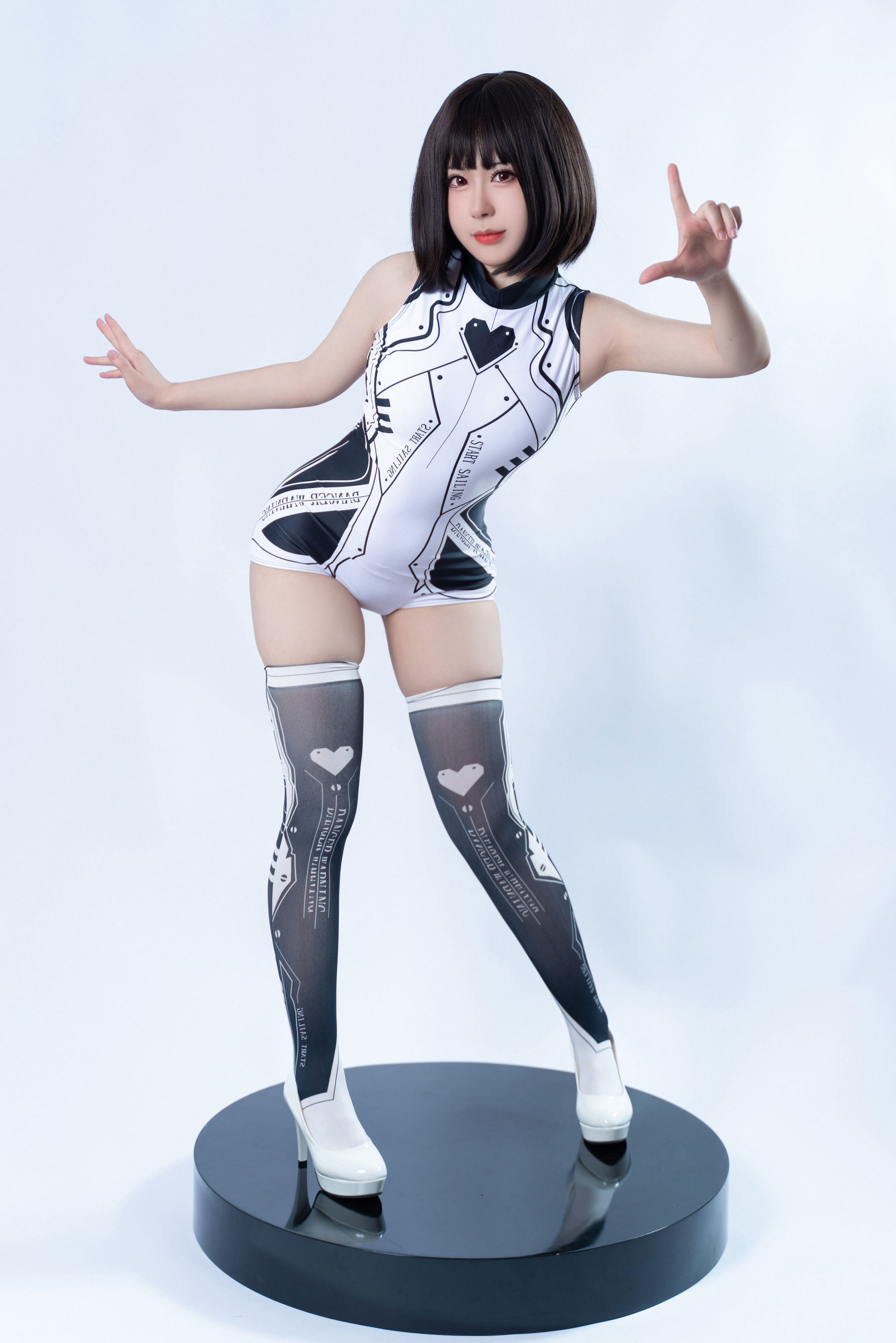 虎森森 – 战损死库水 [30P]