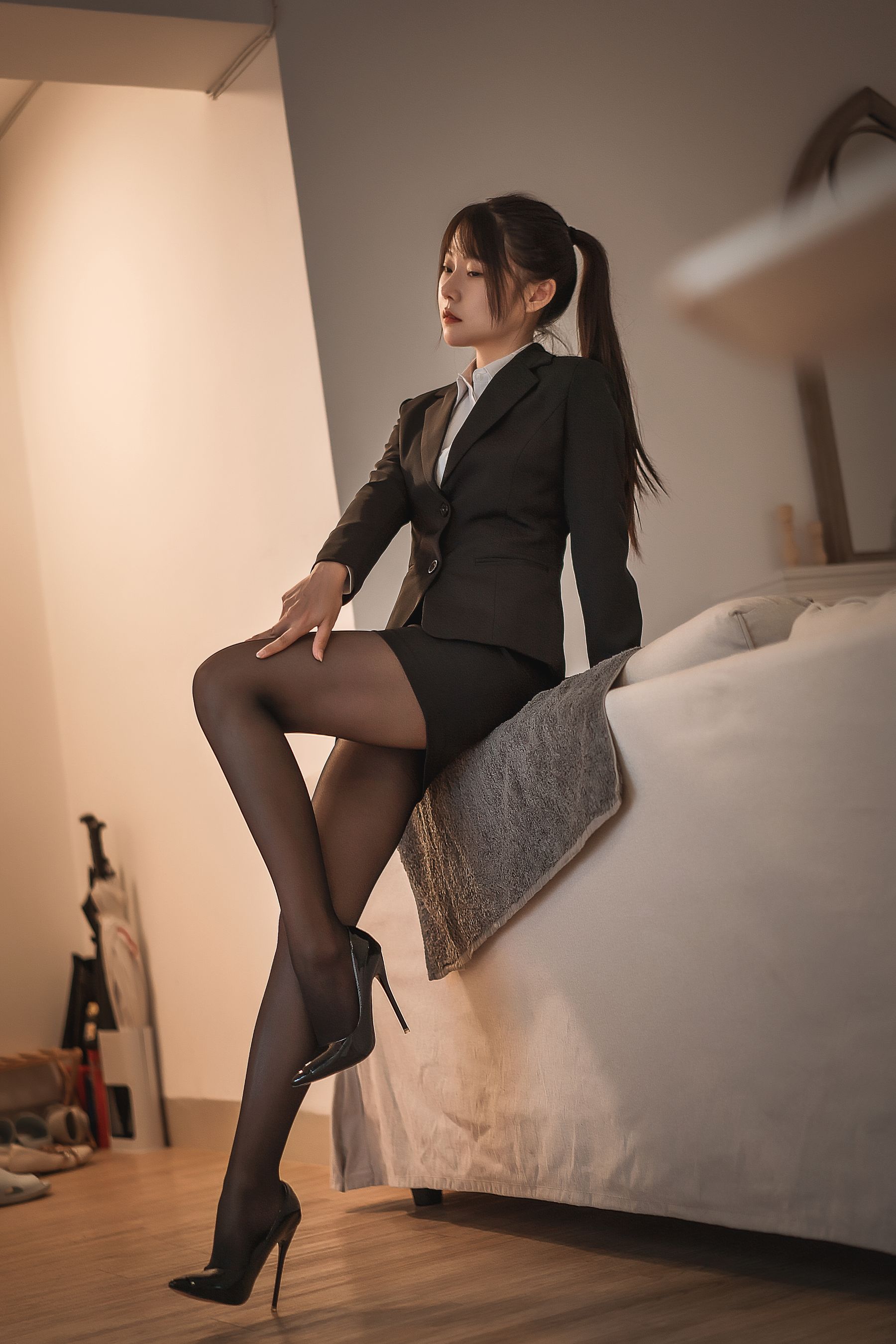 香草喵露露 – 民宿下班回家 [46P]