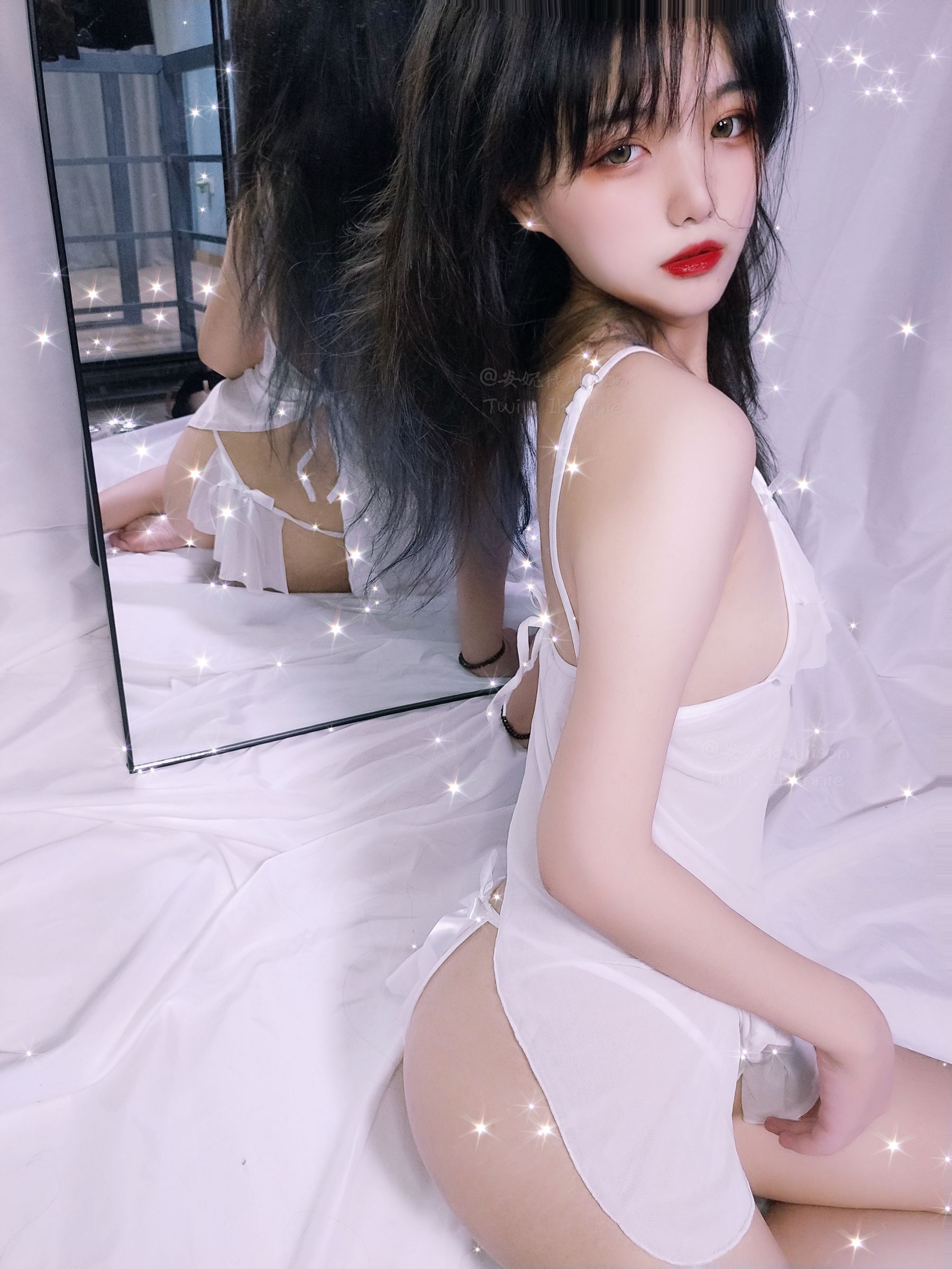 安妮 – 白色睡衣 [30P]