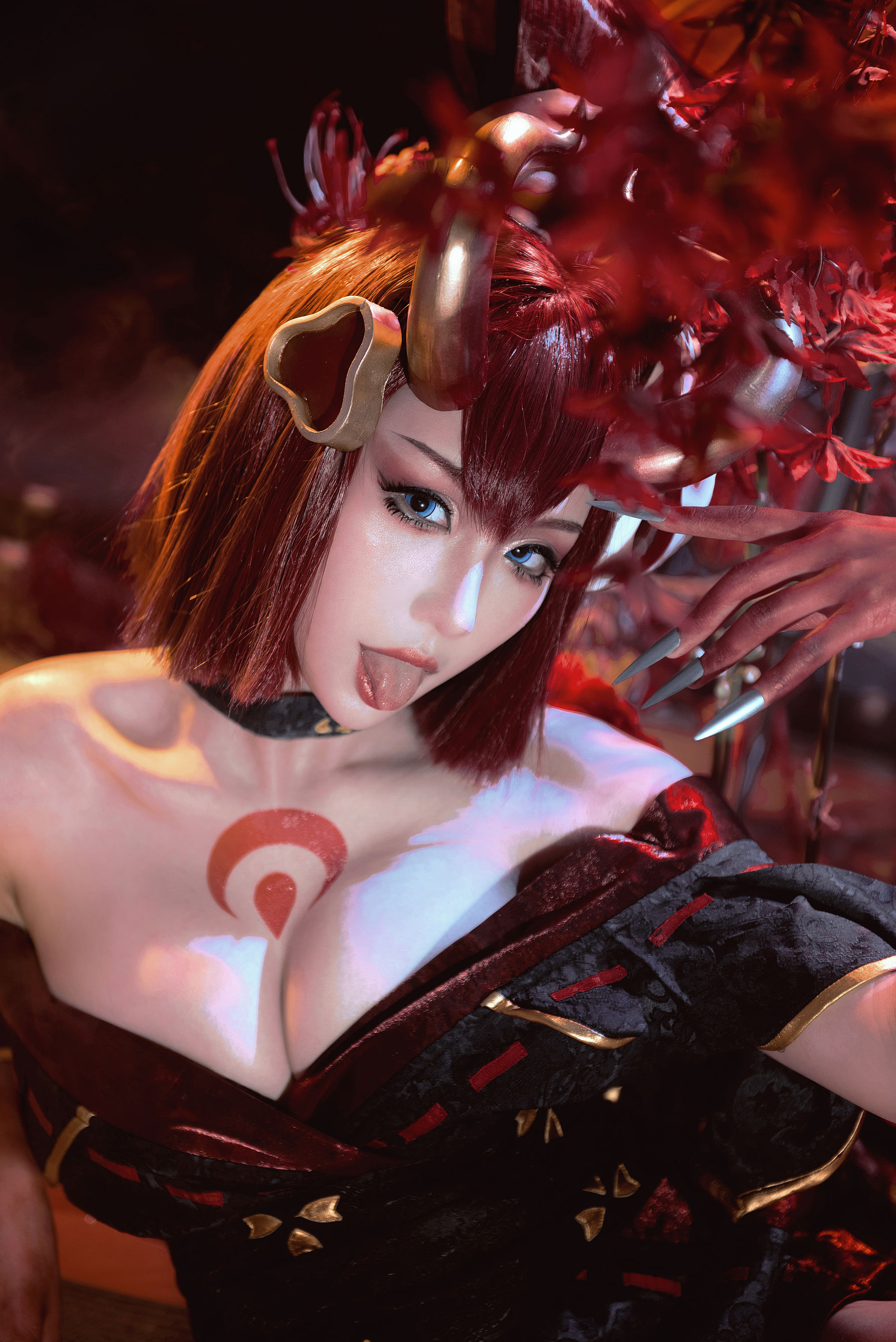 瓦斯塔亚小龙虾 – 猩红之月伊芙琳 [12P]