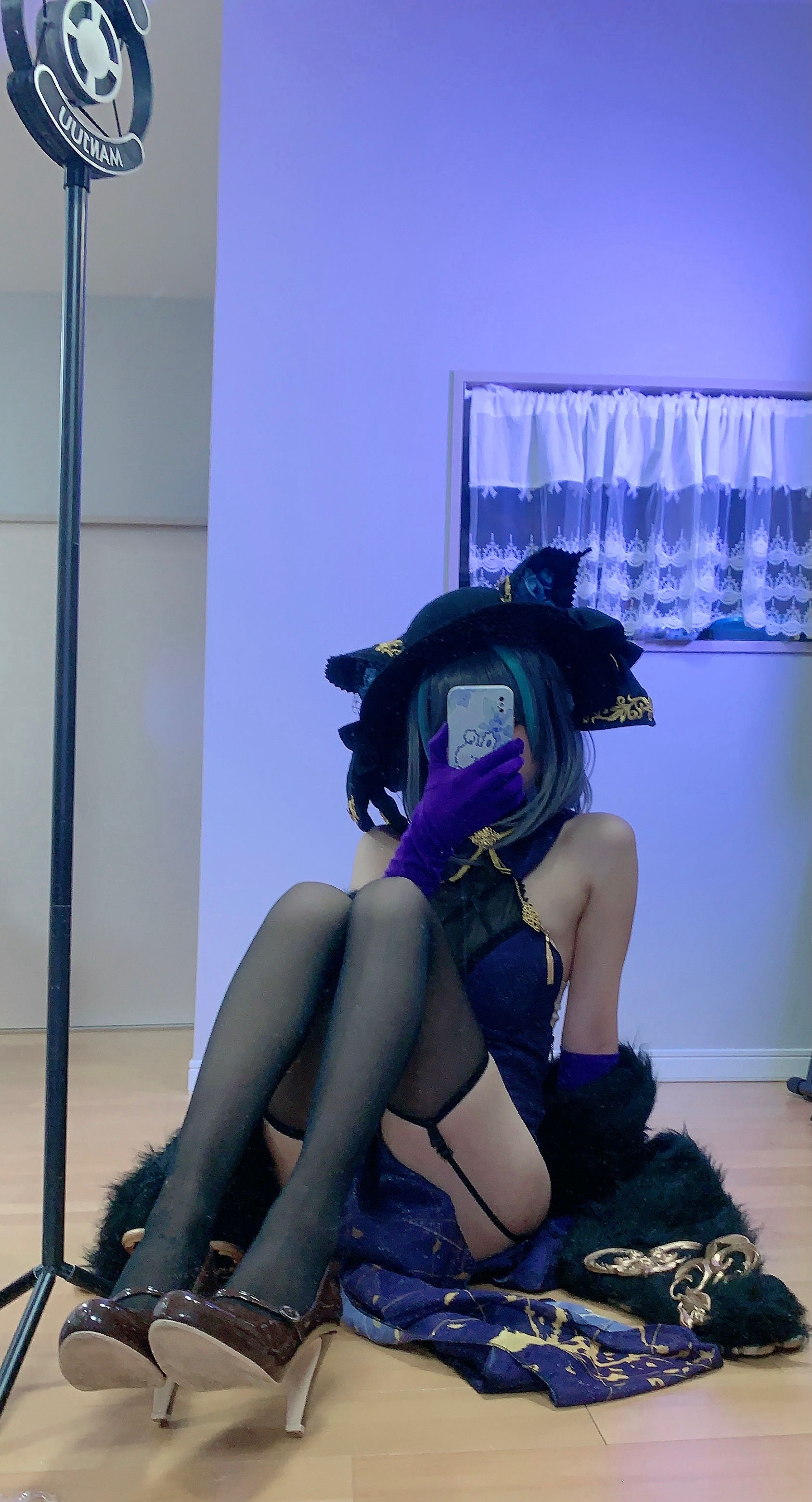 千阳(ちよ) – 柴郡 [9P]