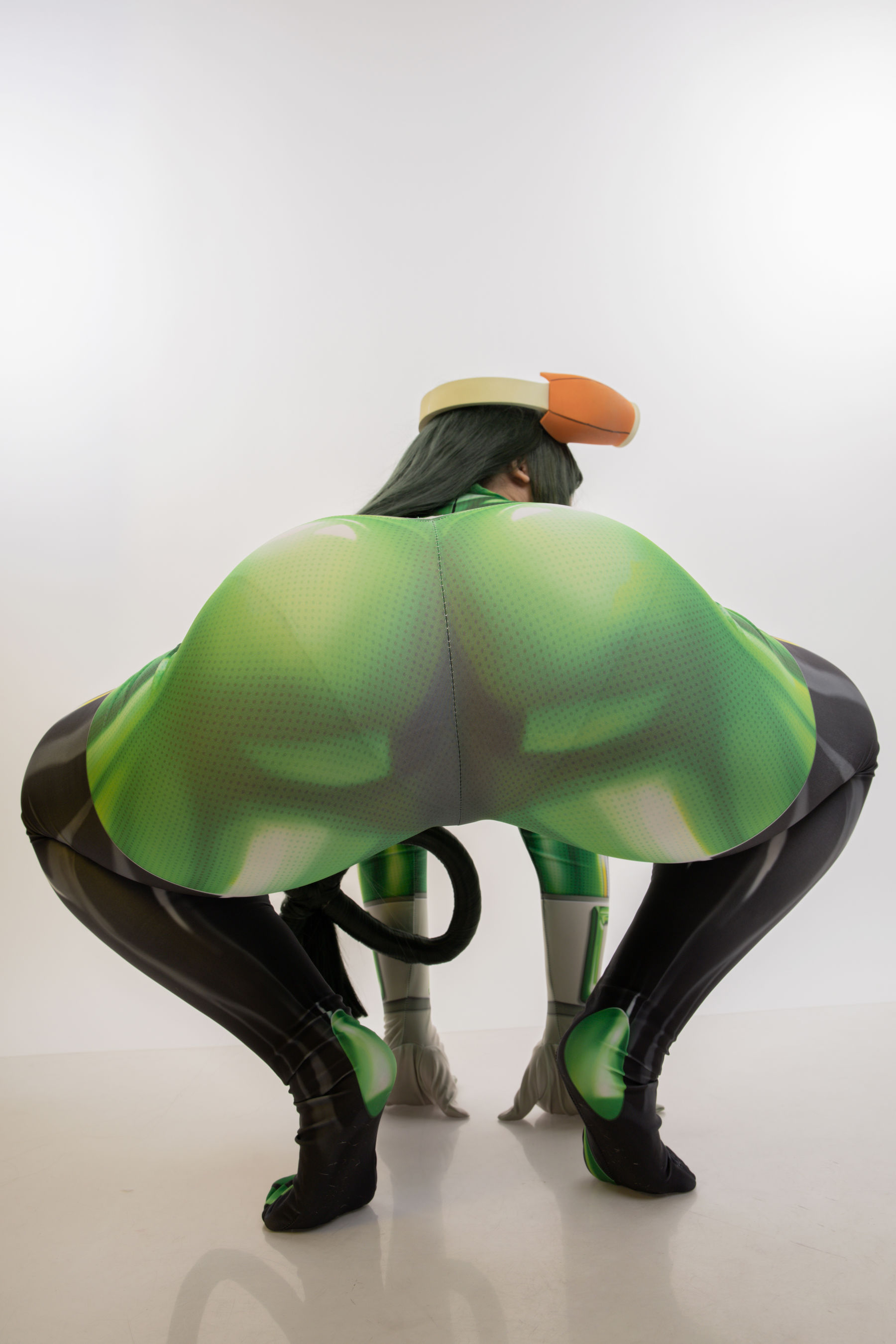 Uy Uy – Froppy [24P]