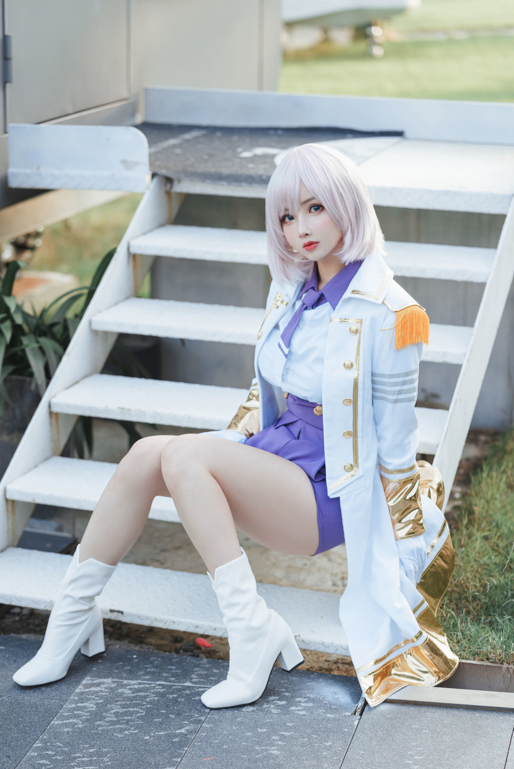 COS福利rioko凉凉子 – 电光机王 貉 [51P]