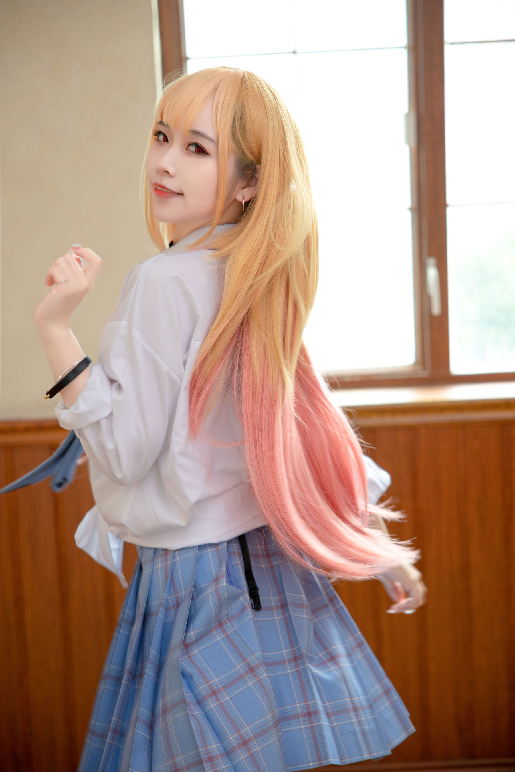 动漫博主G44不会受伤 – 替身人偶坠入爱河 [42P]