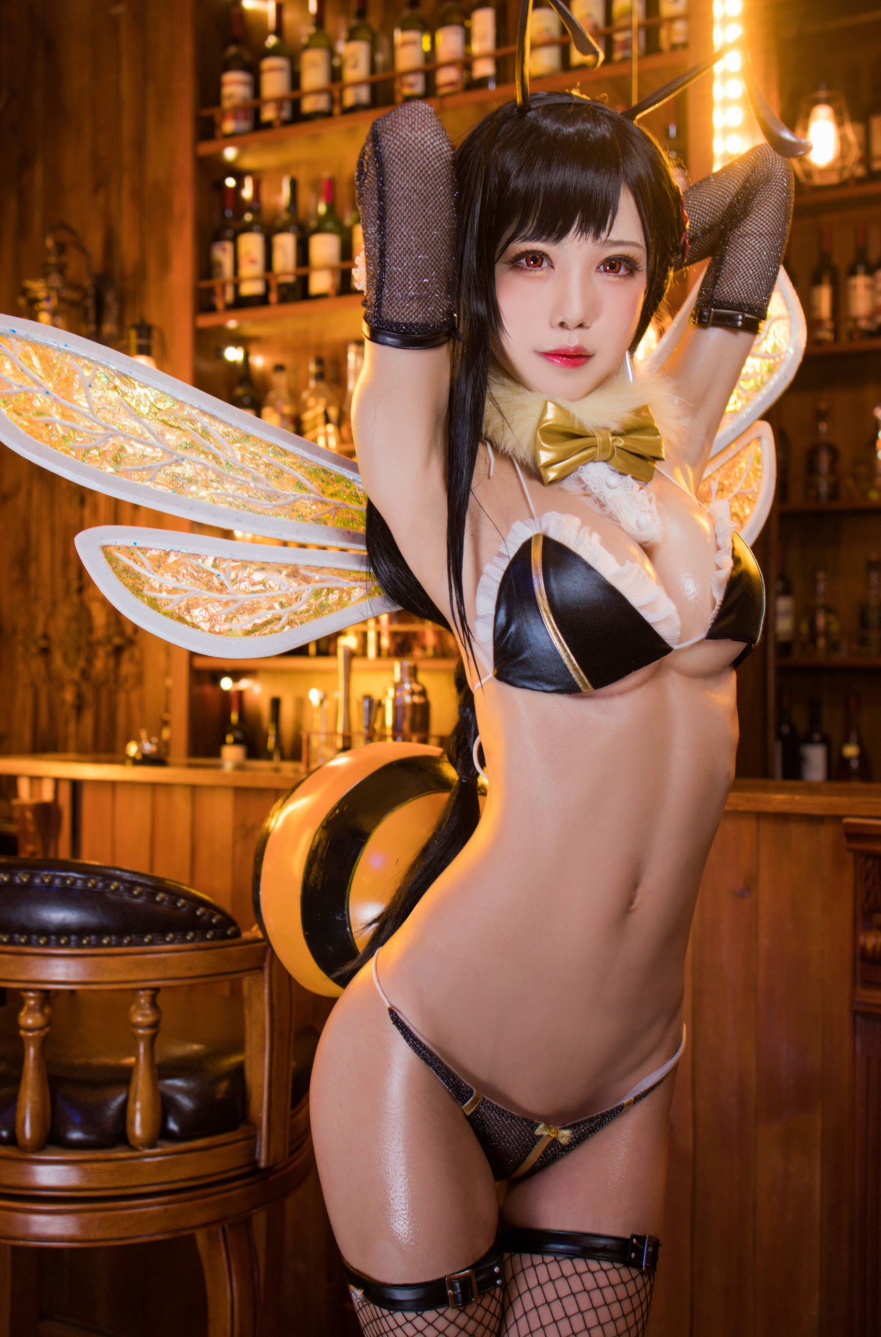 动漫博主水淼aqua – 黑皮蜜蜂 [72P]