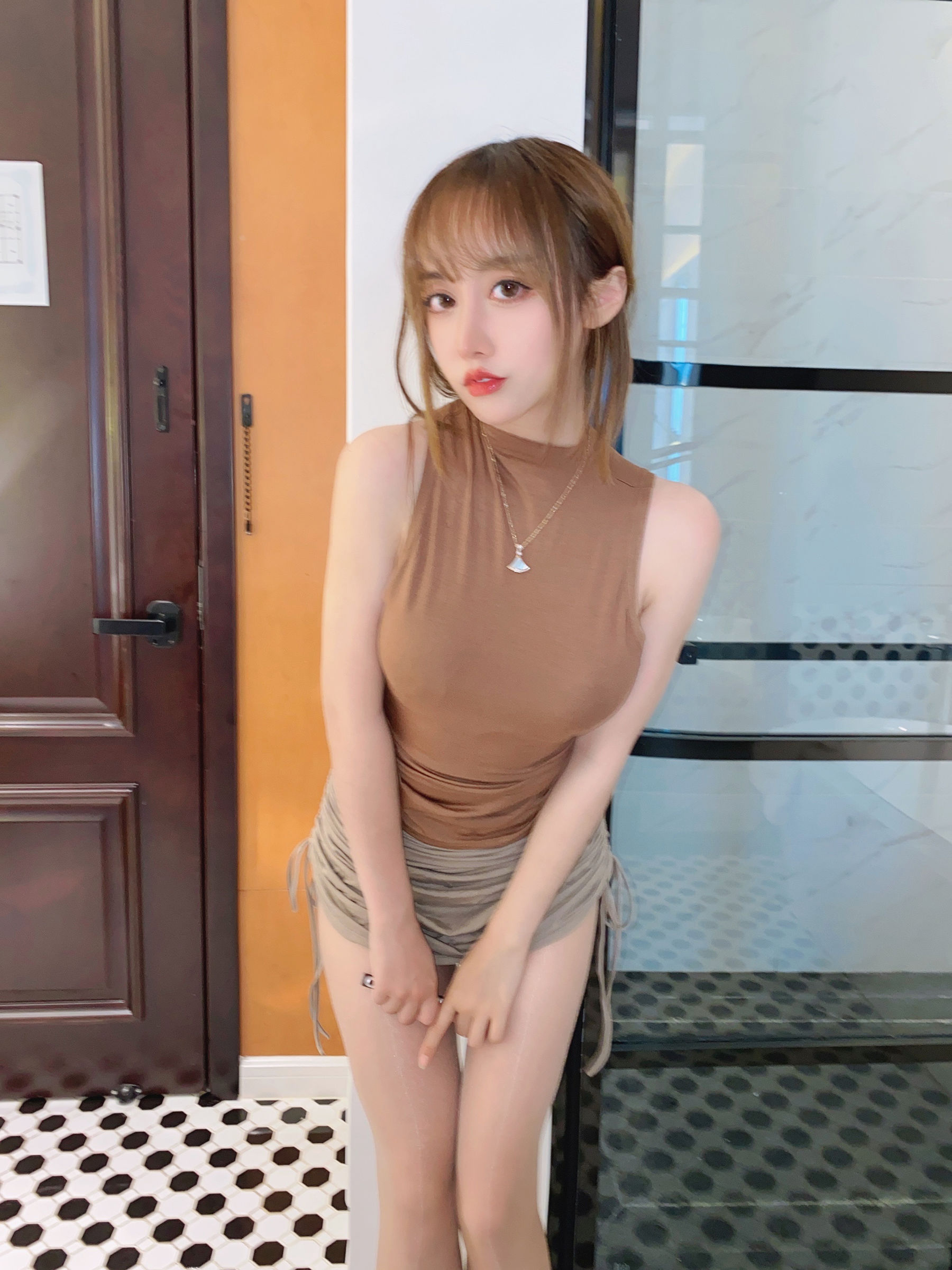 斗鱼米线线sama – 丝袜少妇诱惑系列 [22P]