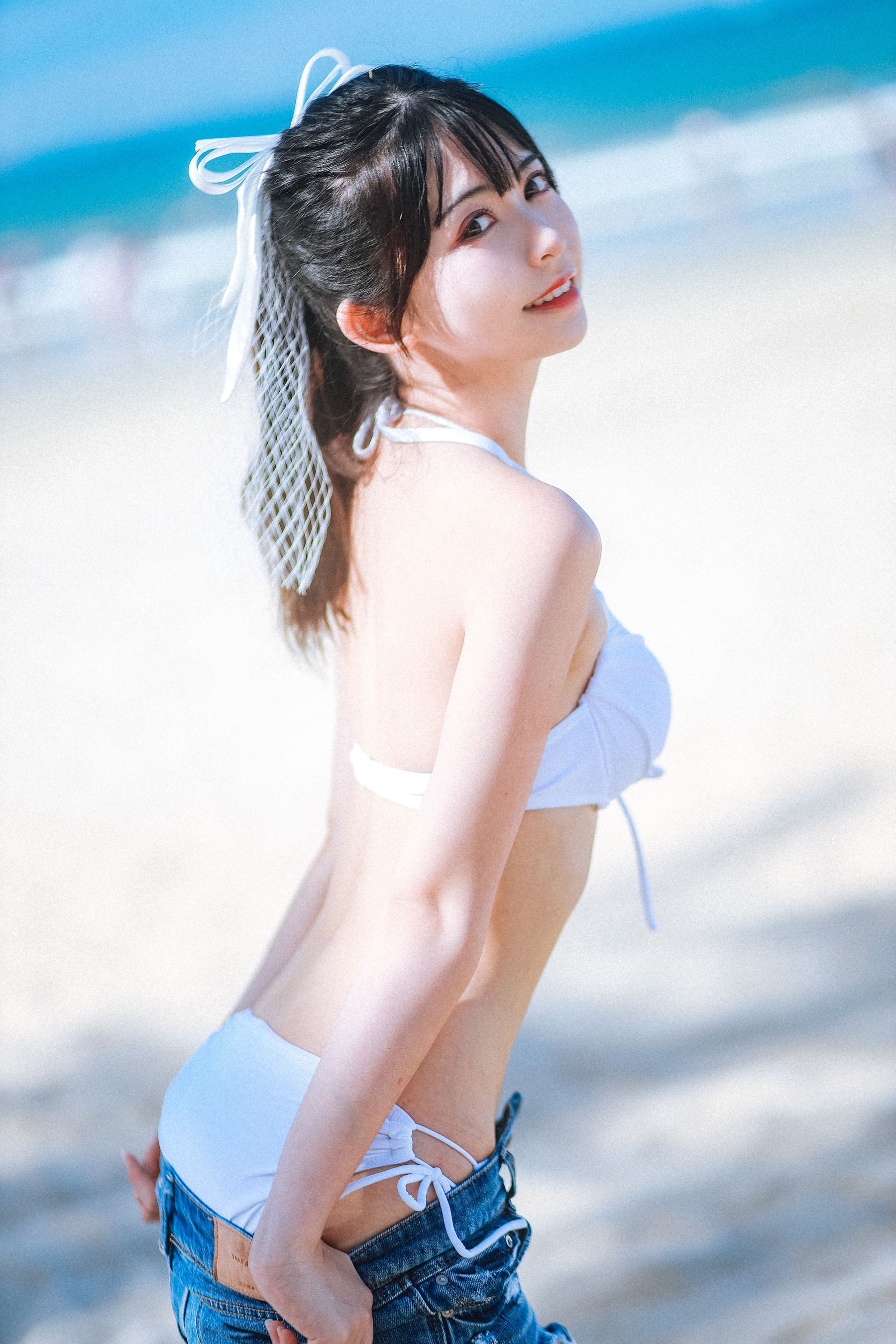 超人气Coser鳗鱼霏儿 – 海边 [23P]