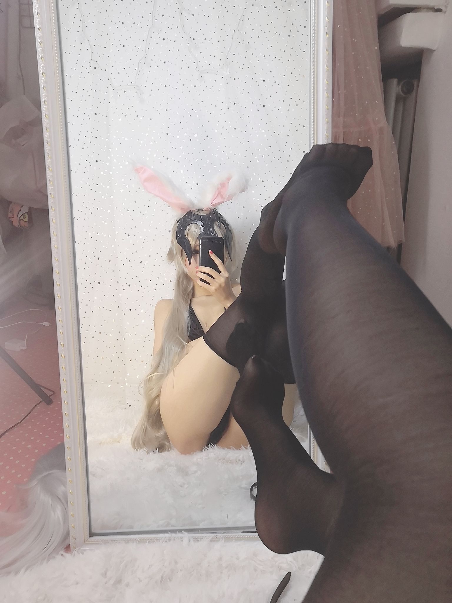 钛合金大粑粑 – 黑贞兔兔 [25P]