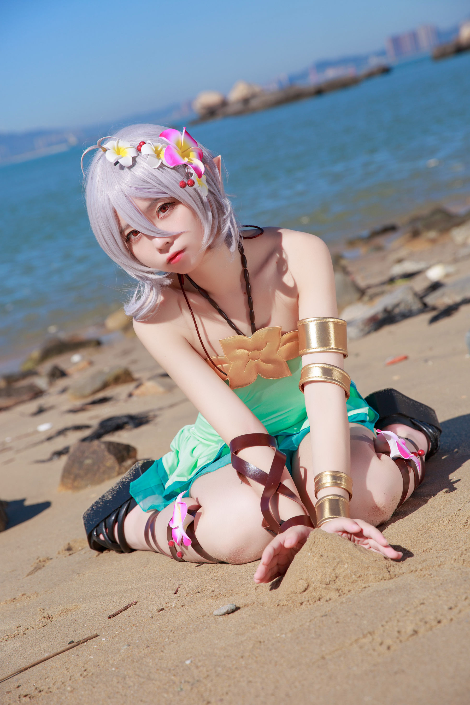 动漫博主G44不会受伤 – 可可萝 泳衣 [11P]