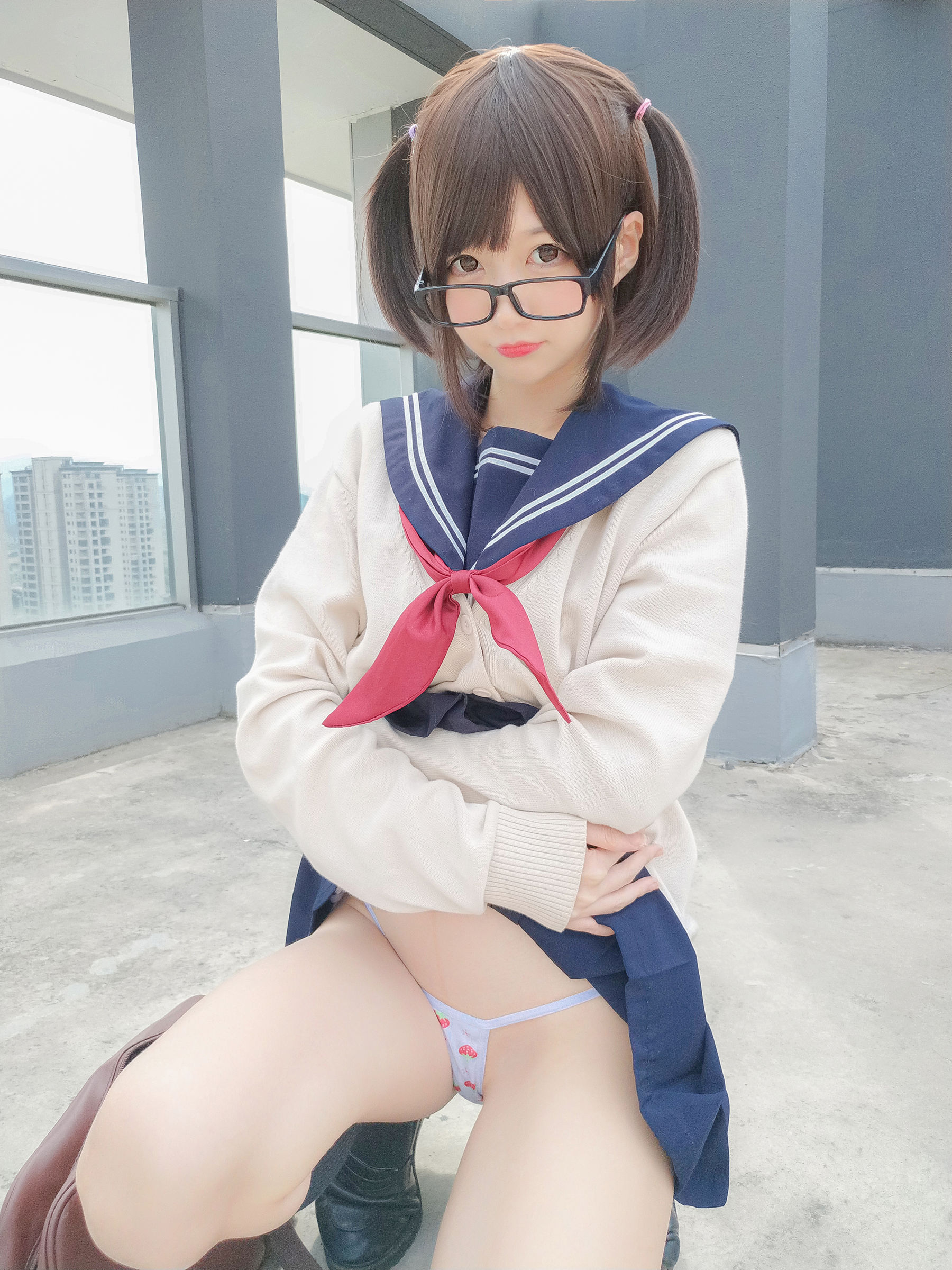 [Cosplay写真] NAGISA魔物喵 – 海军JK风 [40P]