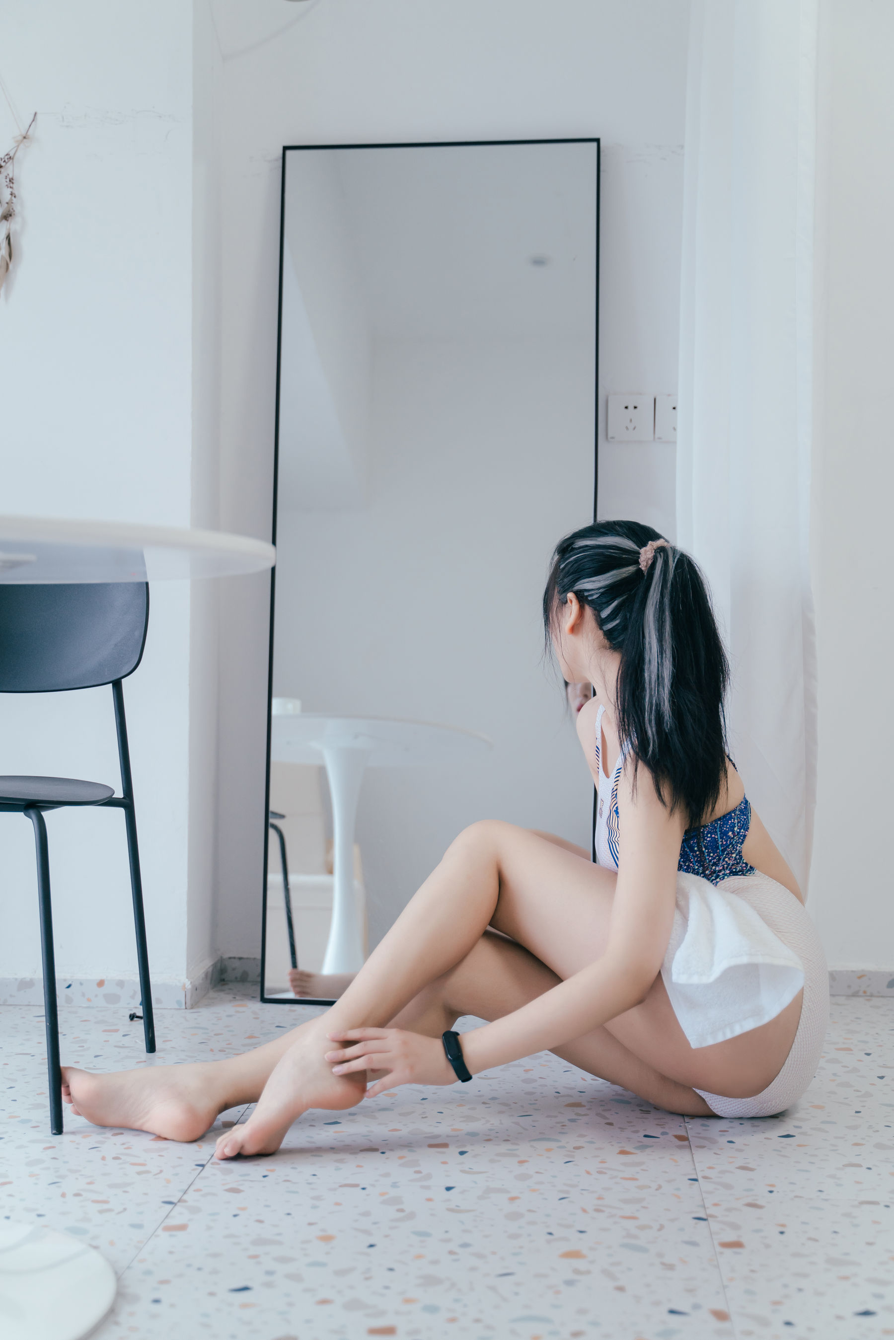 轩萧学姐 – 竞泳 [27P]