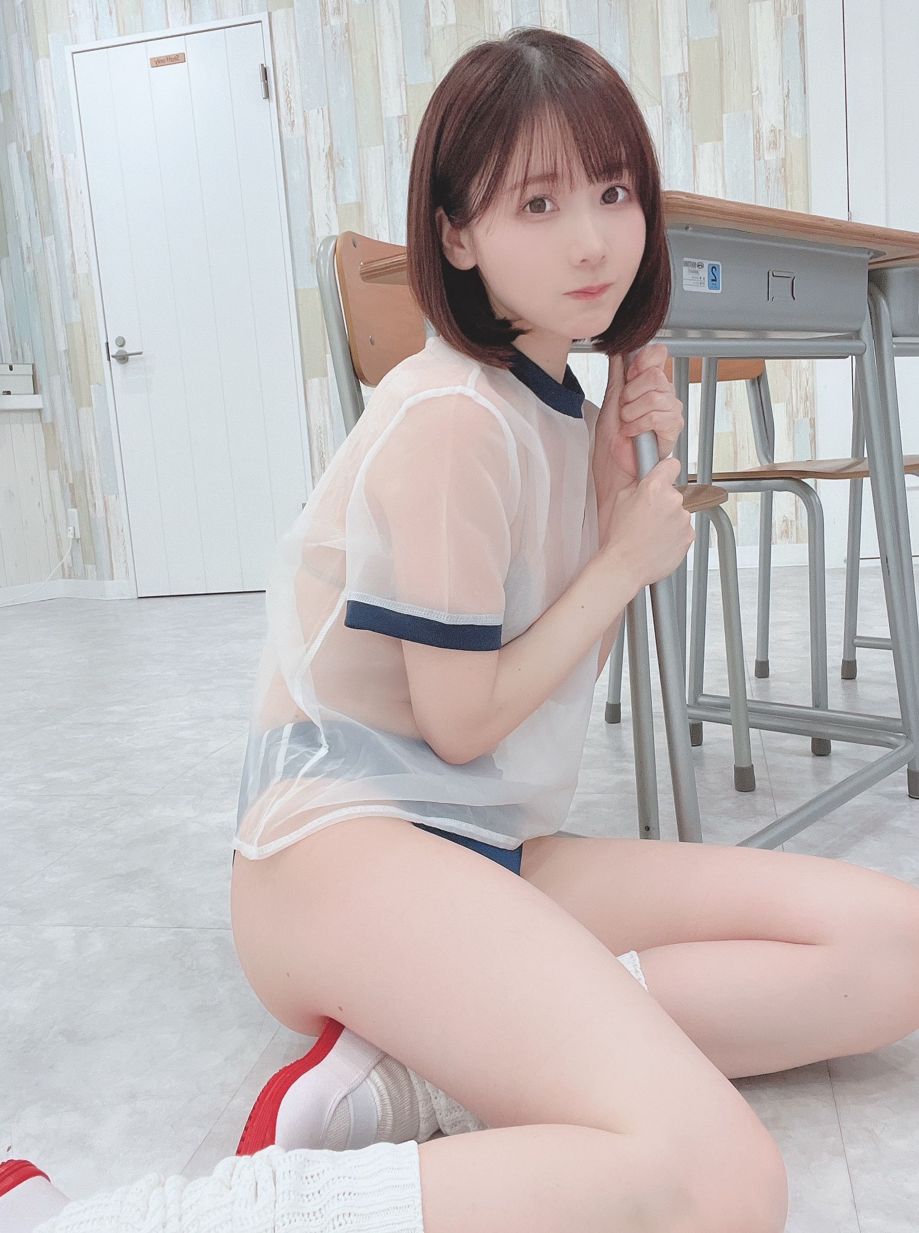 日本甜美COSERけんけん[fantia] 2022-11-10 透視体操服 [20P]