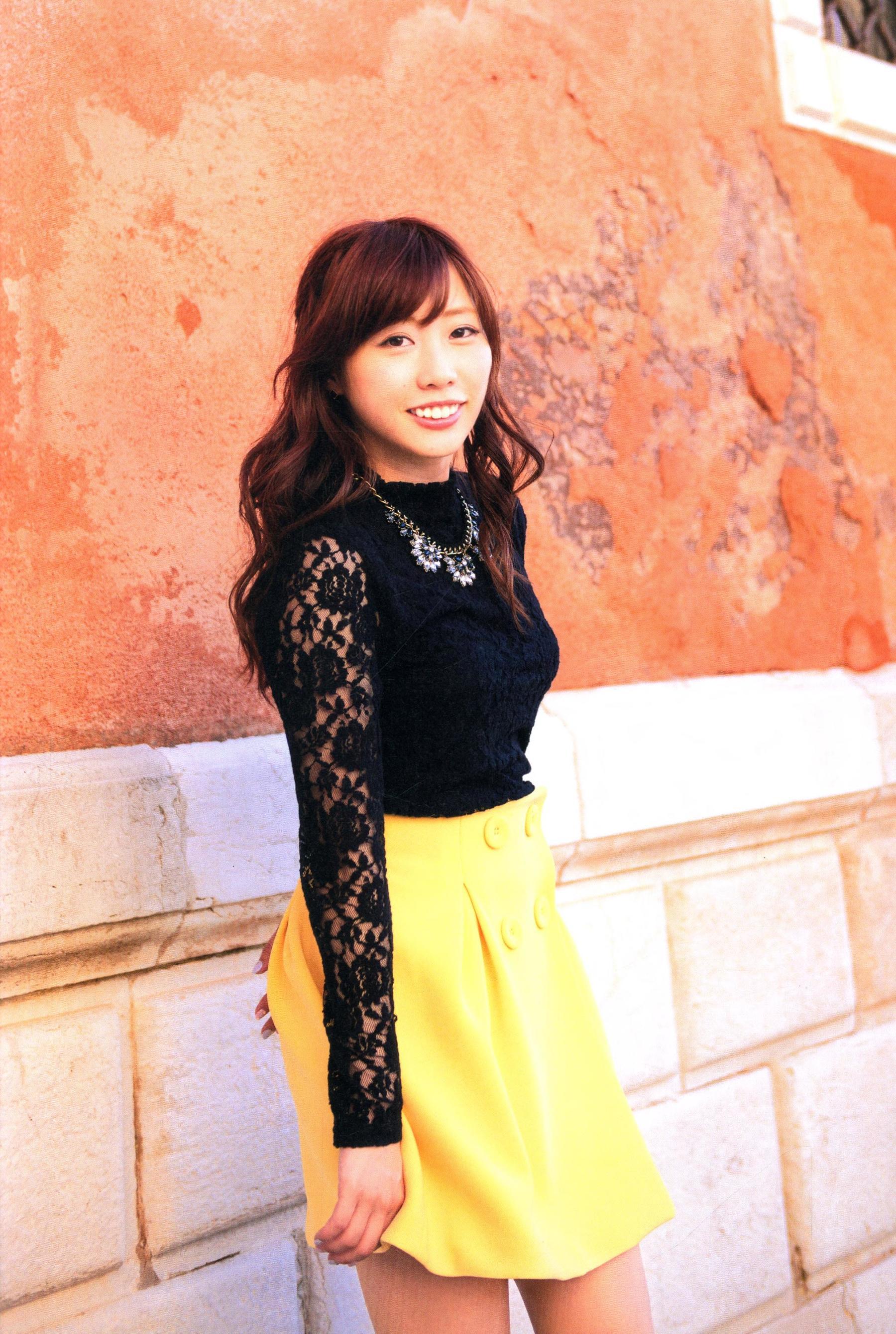 楠田亜衣奈 ファーストソロ写真集「くすくすくっすん」 [126P]