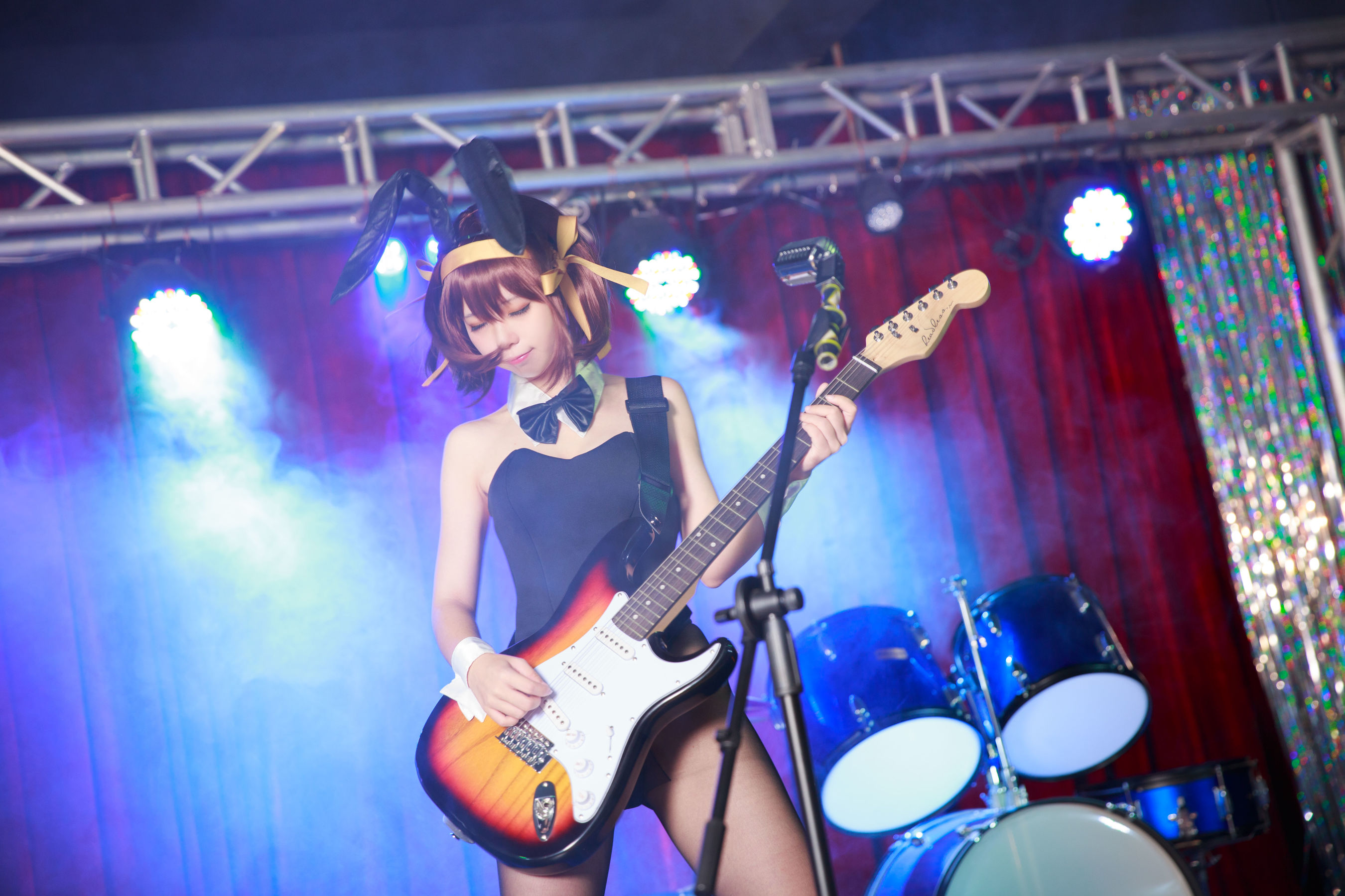 动漫博主G44不会受伤 – 凉宫 兔女郎 [17P]