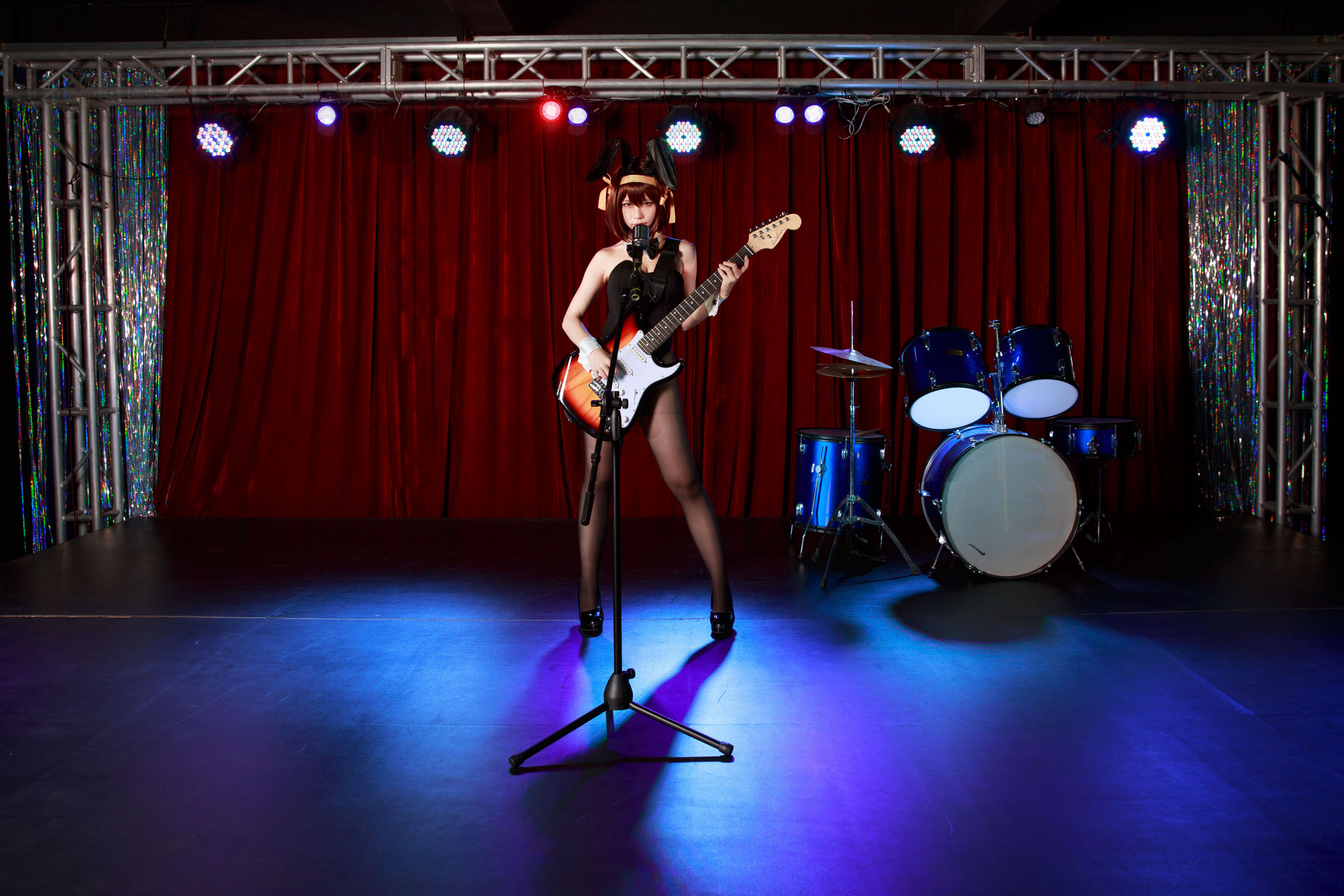 动漫博主G44不会受伤 – 凉宫 兔女郎 [17P]